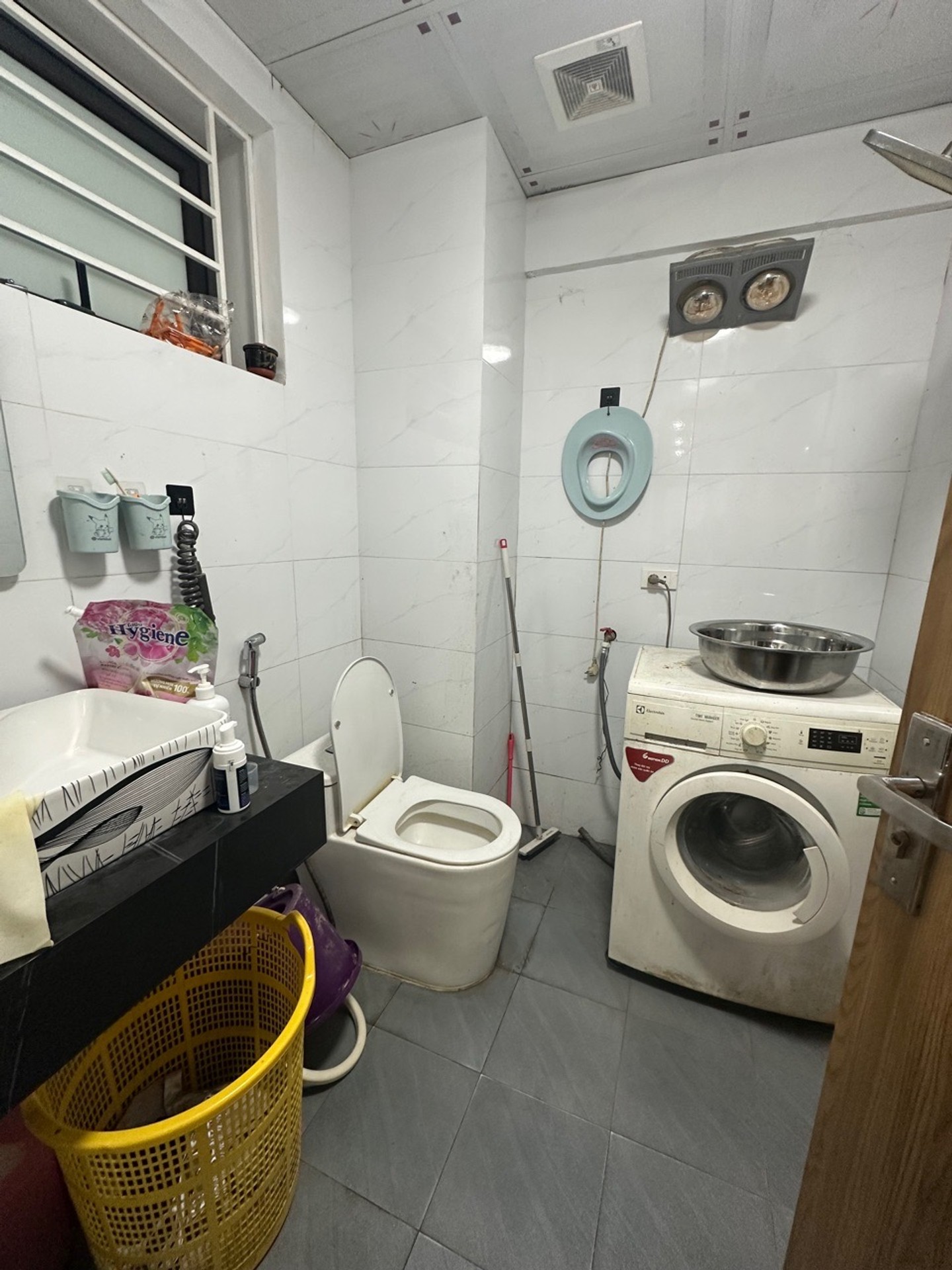Bán nhà Tân Mai - diện tích 68m2 1 tầng - vị trí đẹp, gần trường, chợ đầu mối - giá 5,3 tỷ