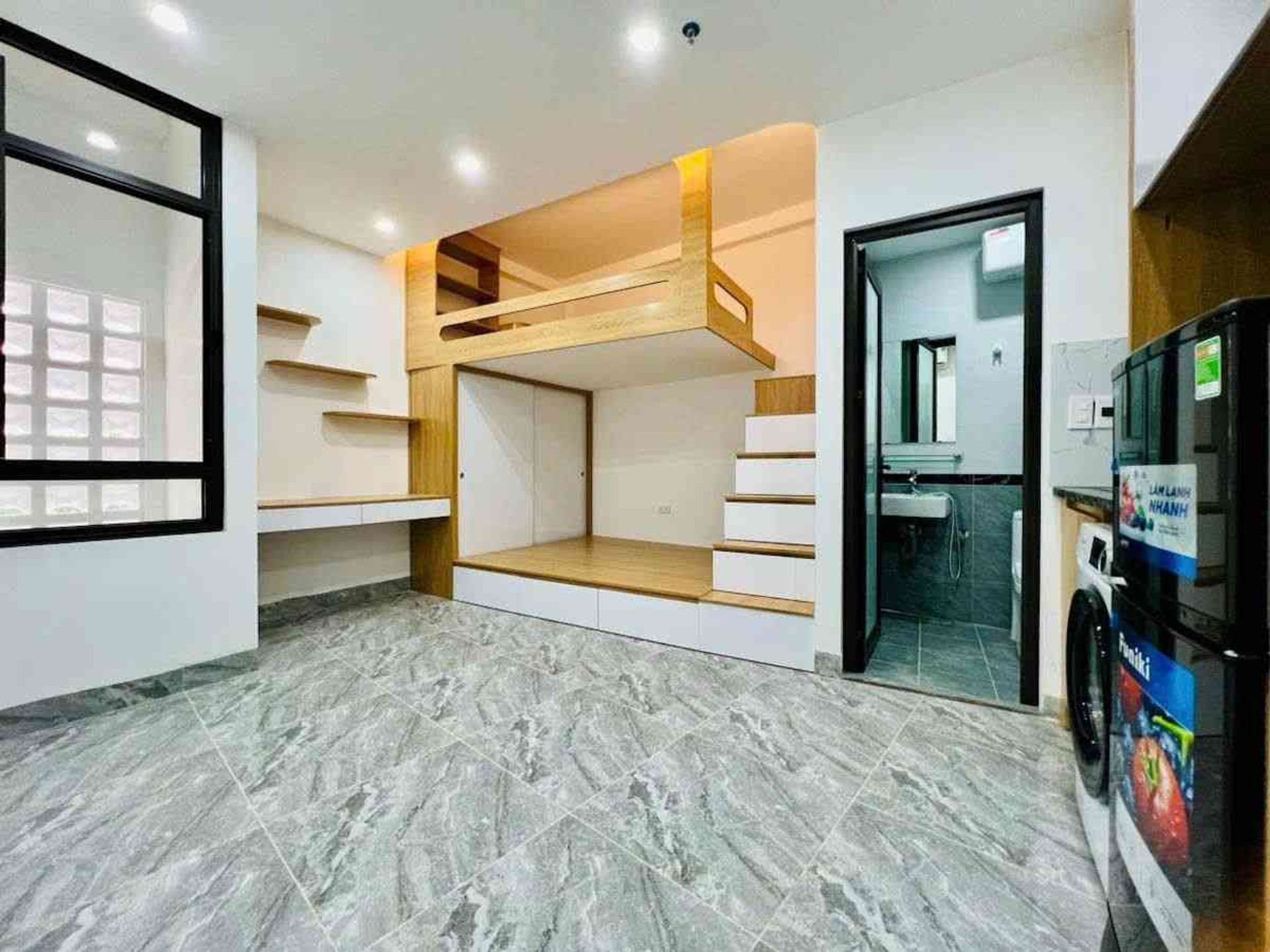 Bán nhà Giáp Nhất - diện tích 85m2 8 tầng - Thang máy, dòng tiền khủng - giá 24,1 tỷ