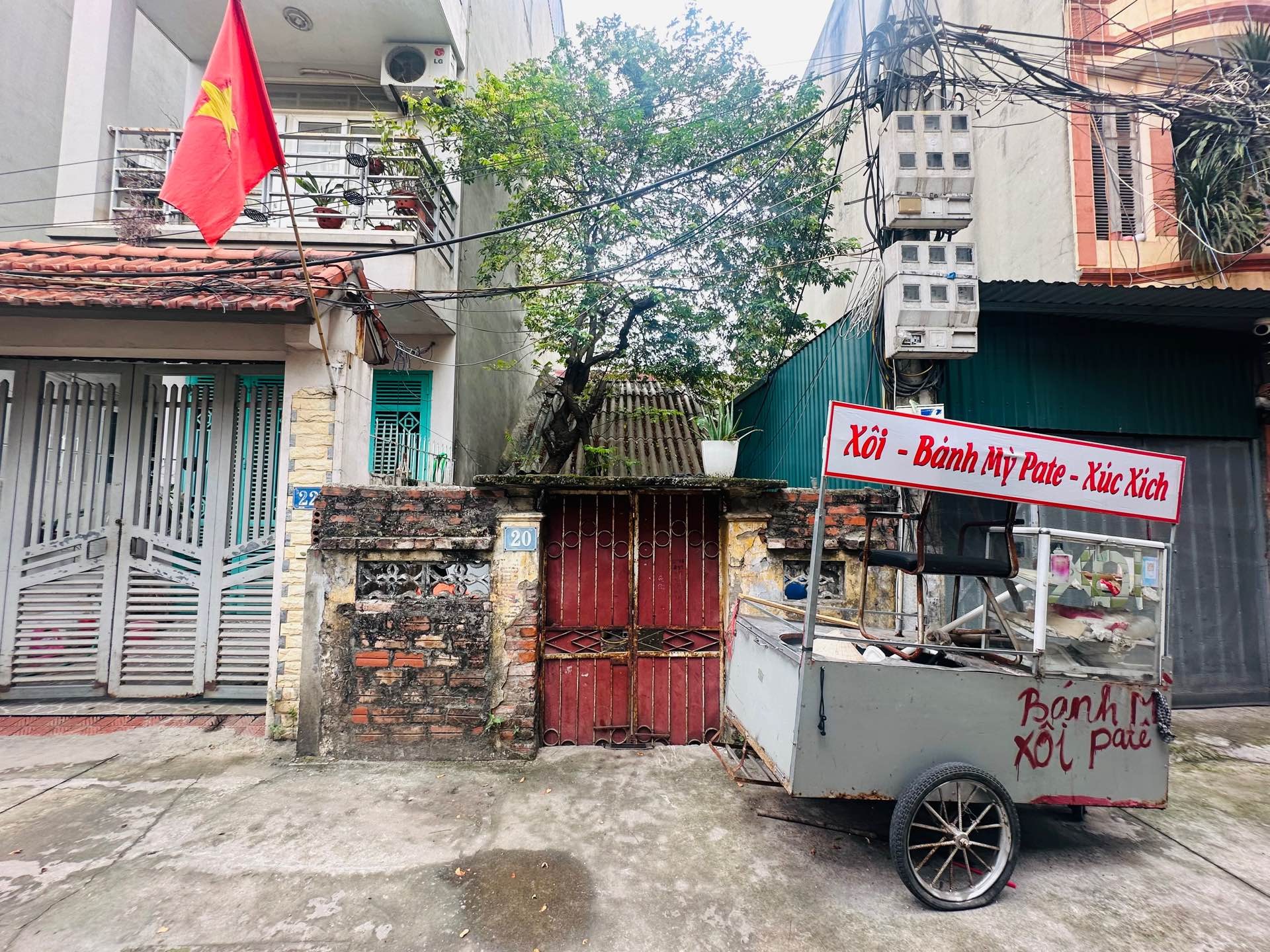 Bán nhà Định Công Thượng - diện tích 67m2 1 tầng - Ô TÔ - giá 16,9 tỷ