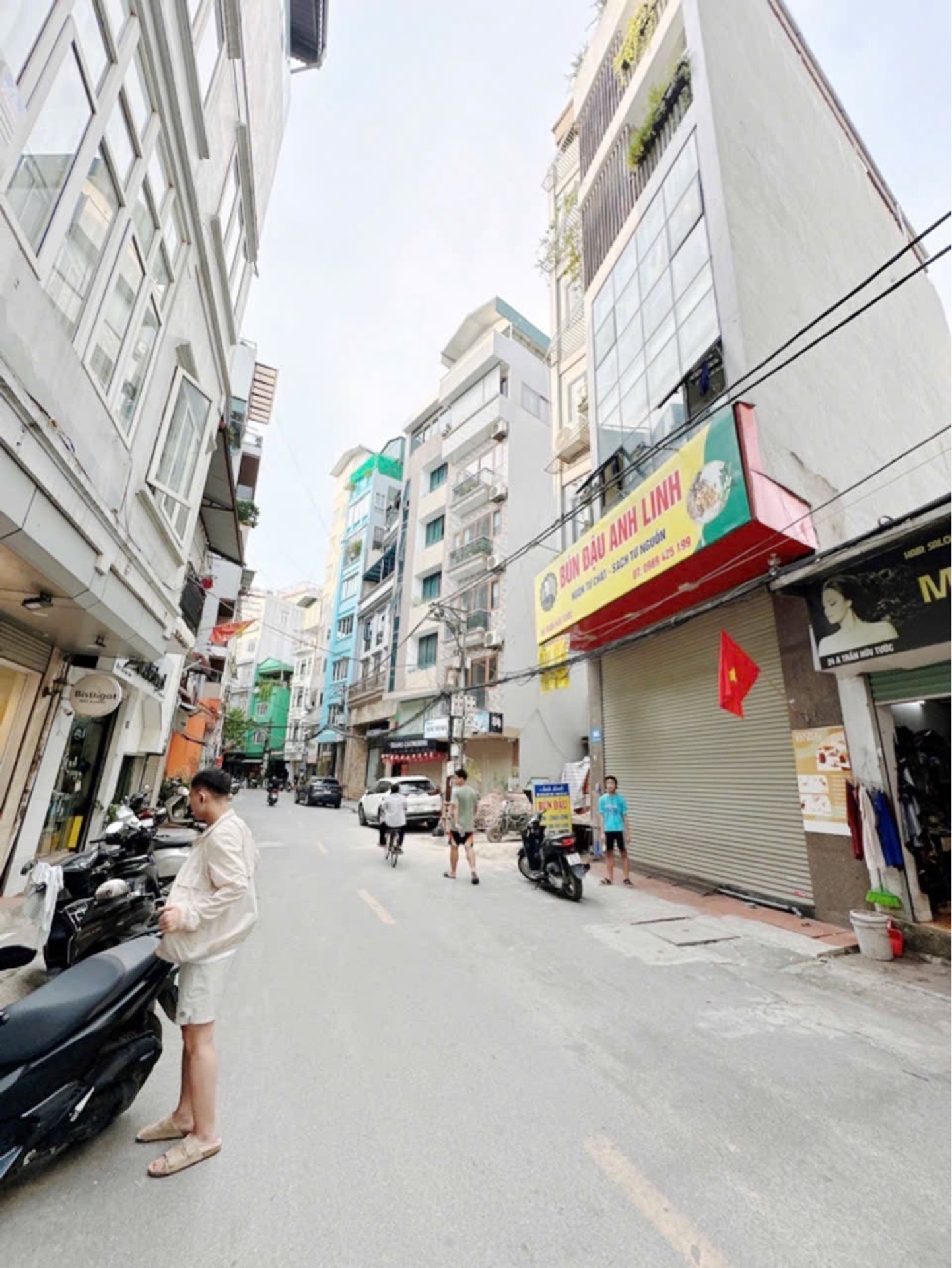 Bán nhà Trần Hữu Tước - diện tích 148m2 1 tầng - Mặt phố lõi Đống Đa - giá 62 tỷ