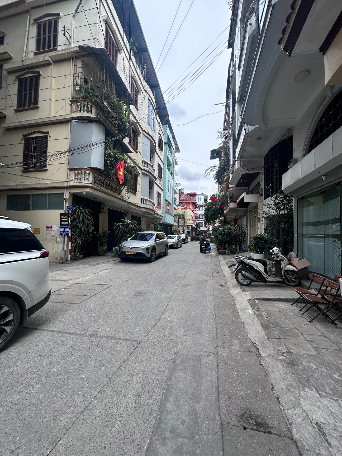 Bán nhà Vọng - diện tích 103m2 5 tầng - ô tô tránh - giá 39,8 tỷ