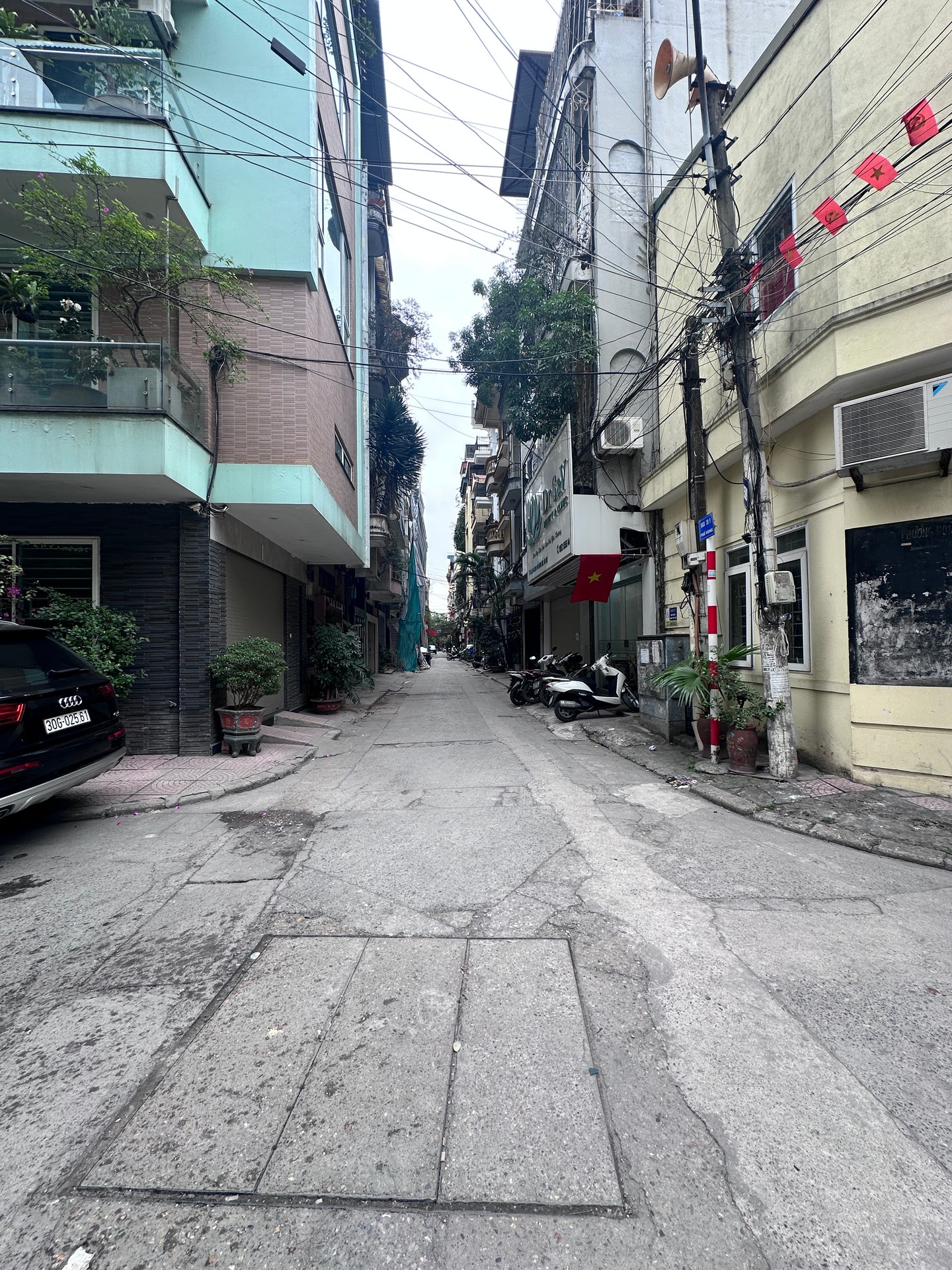 Bán nhà Vọng - diện tích 103m2 5 tầng - ô tô tránh - giá 39,8 tỷ