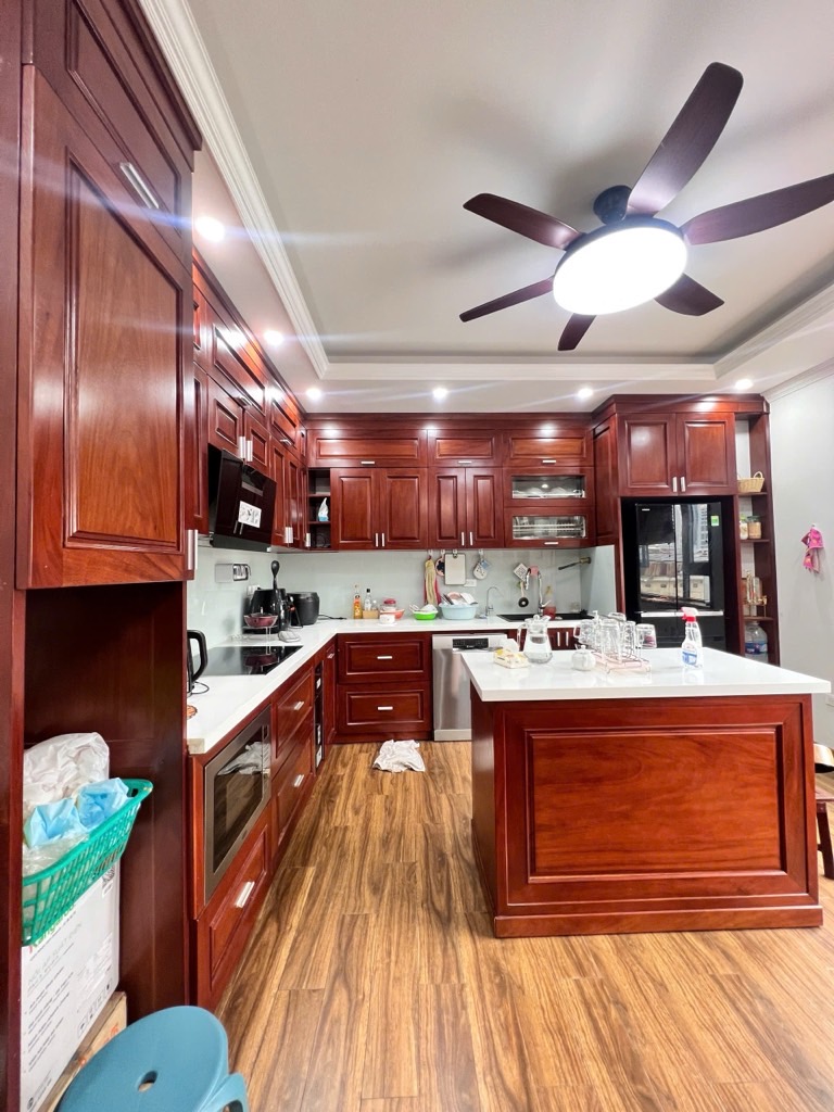 Bán nhà Quan Nhân - diện tích 123m2 8 tầng - Lô góc - giá 46,8 tỷ