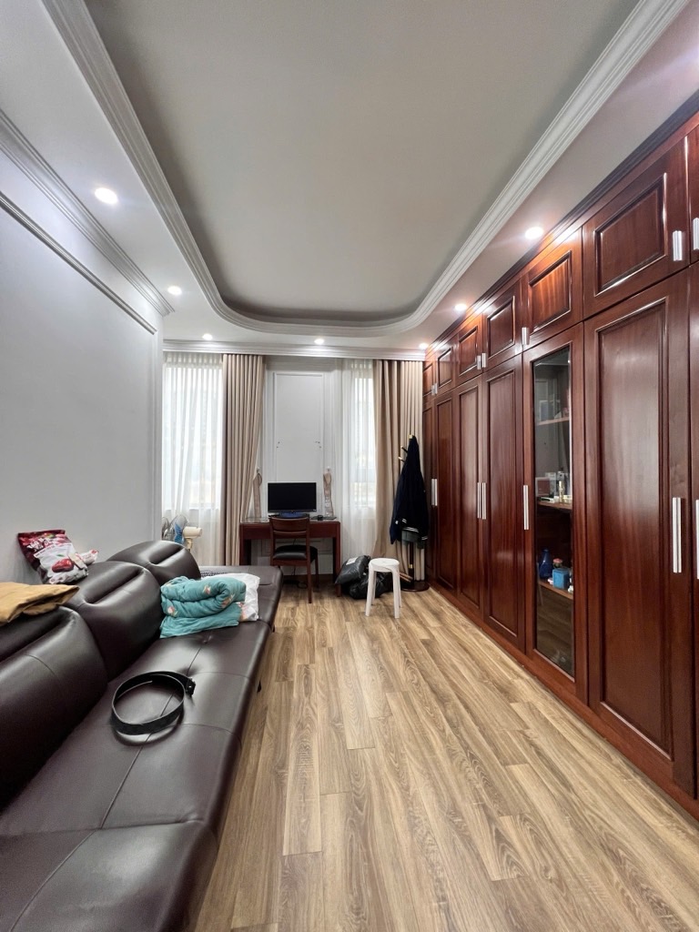 Bán nhà Quan Nhân - diện tích 123m2 8 tầng - Lô góc - giá 46,8 tỷ