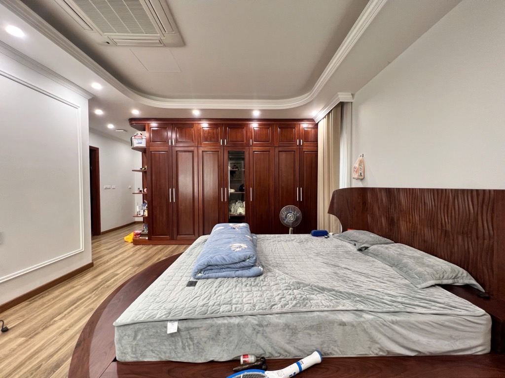 Bán nhà Quan Nhân - diện tích 123m2 8 tầng - Lô góc - giá 46,8 tỷ