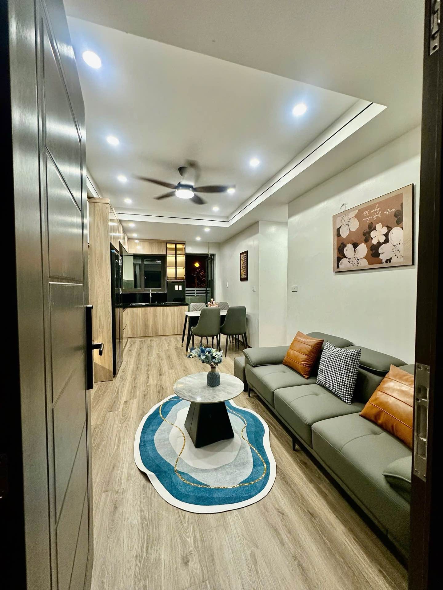 Bán nhà Linh Đàm - diện tích 68m2 2 tầng - Căn góc cực hiếm - giá 5,6 tỷ
