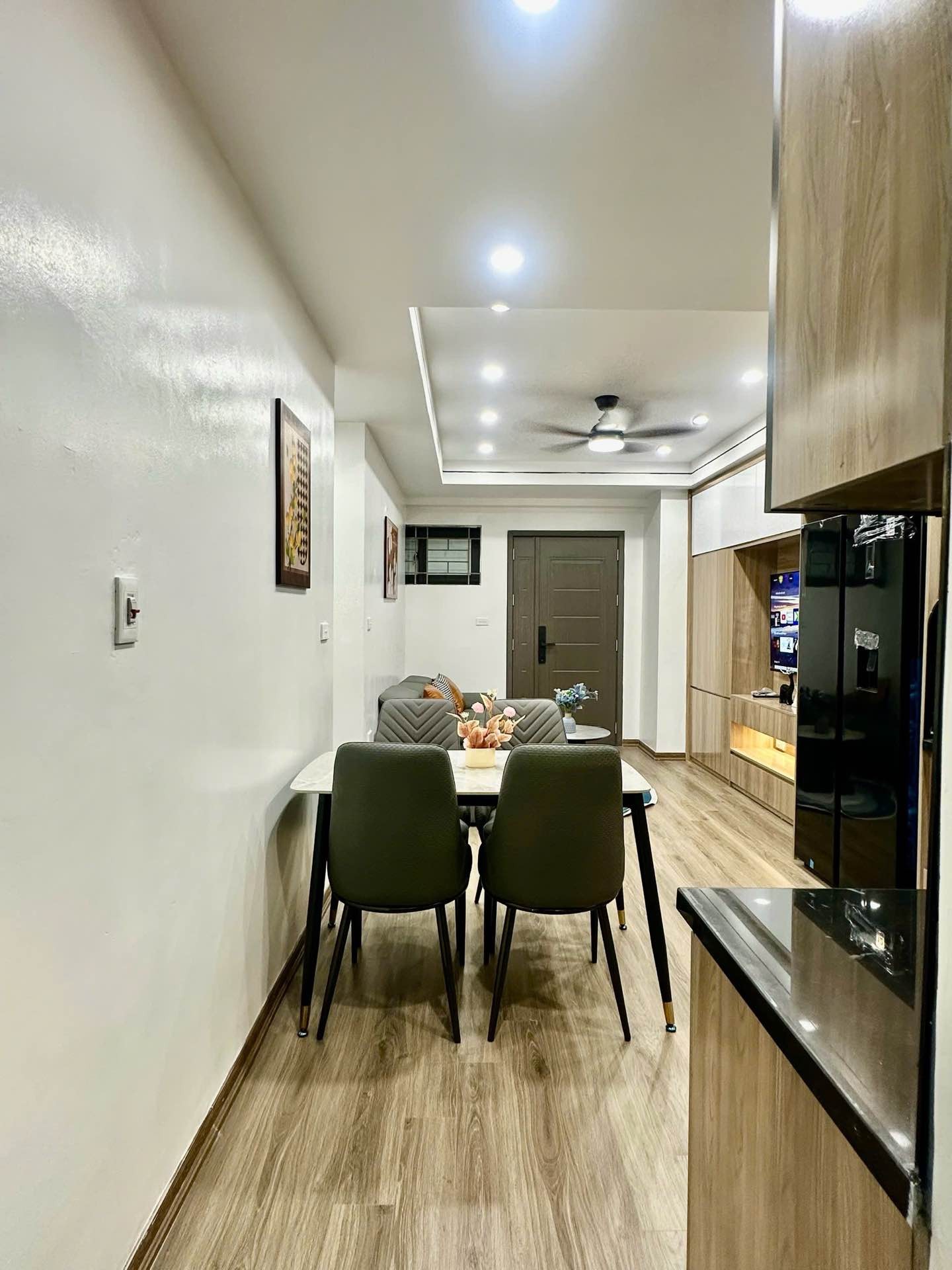 Bán nhà Linh Đàm - diện tích 68m2 2 tầng - Căn góc cực hiếm - giá 5,6 tỷ