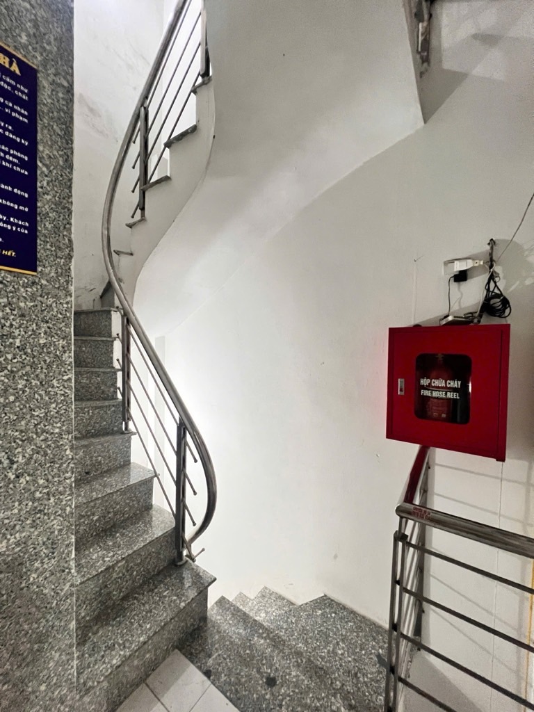 Bán nhà Triều Khúc - diện tích 117m2 8 tầng - Hẻm xe máy - giá 26 tỷ