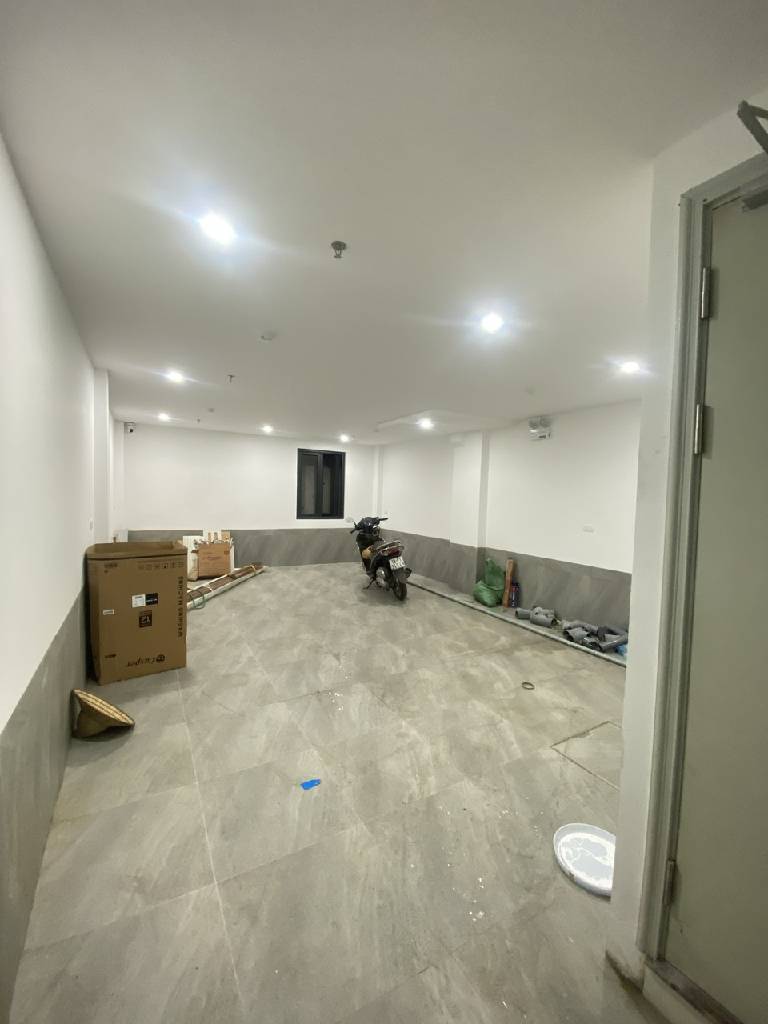 Bán nhà Trường Chinh - diện tích 90m2 8 tầng - Ô tô thông - giá 35 tỷ