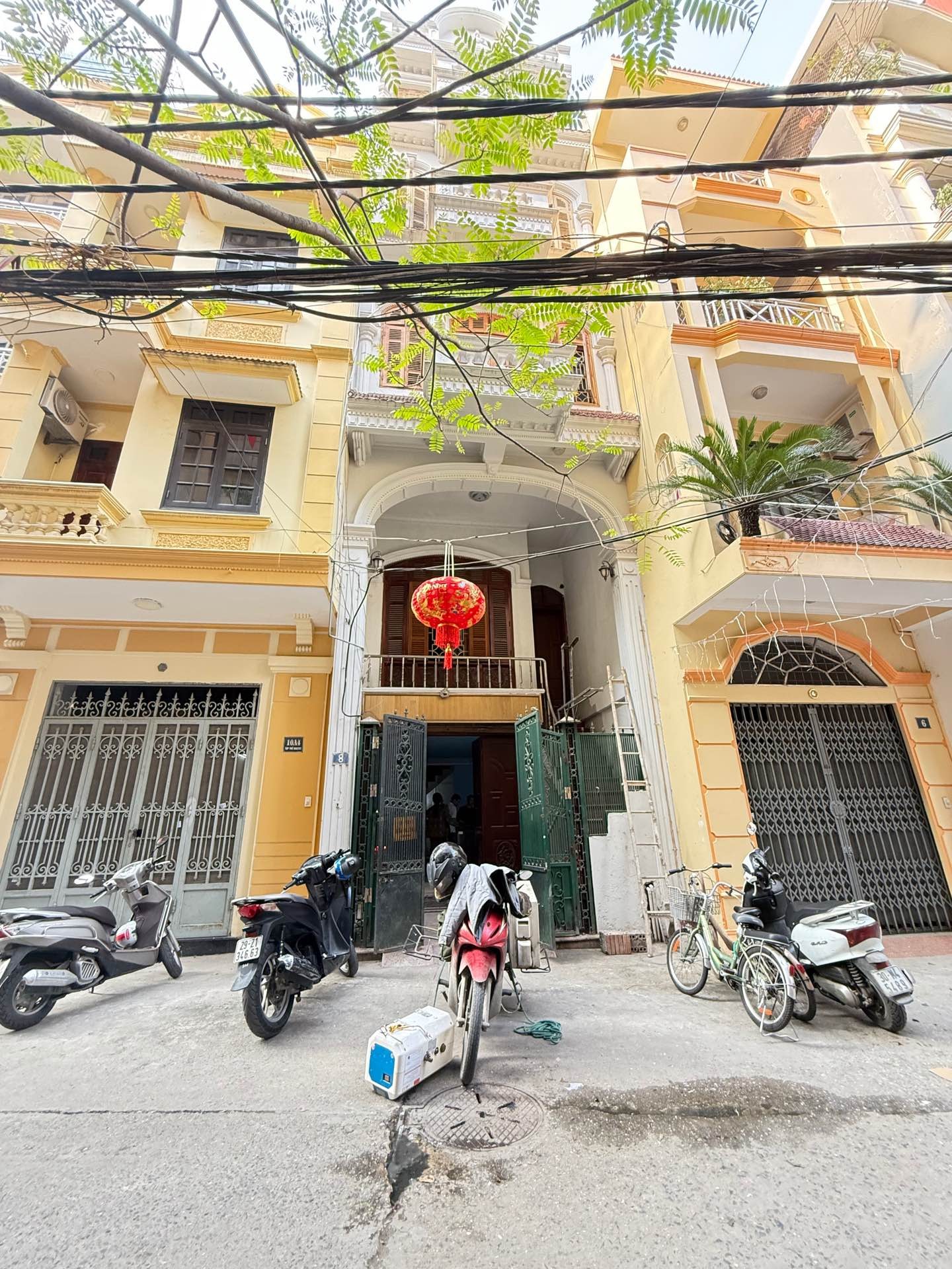 Bán nhà Kim Mã - diện tích 62.9m2 5 tầng - Phân lô ô tô tránh - giá 26,9 tỷ