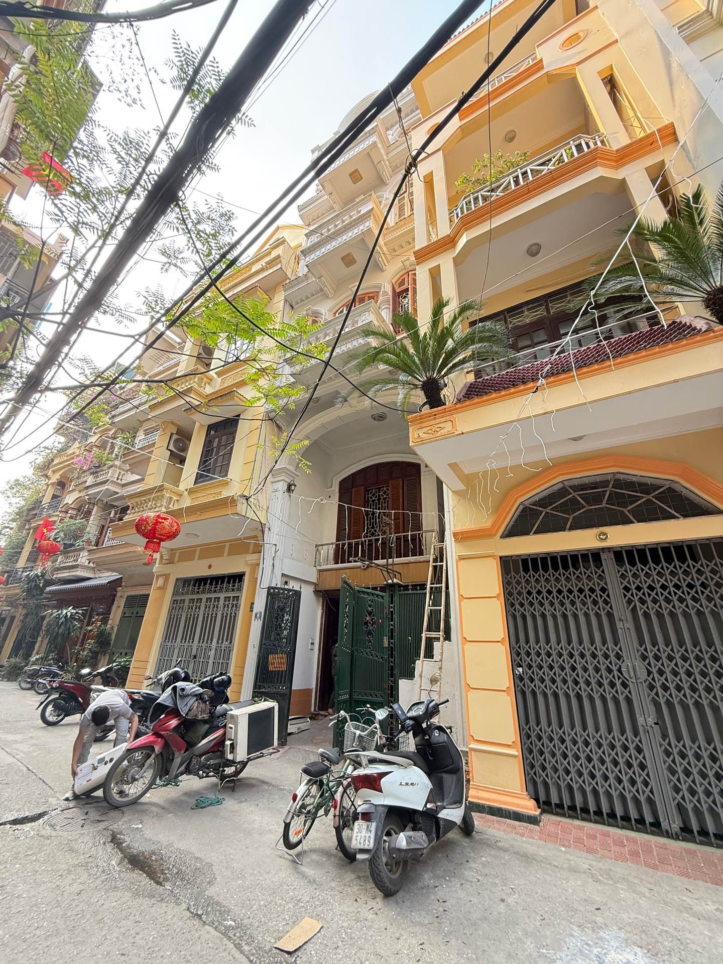 Bán nhà Kim Mã - diện tích 62.9m2 5 tầng - Phân lô ô tô tránh - giá 26,9 tỷ