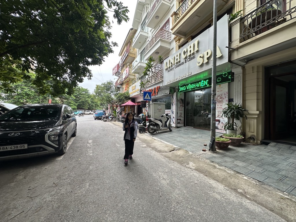 Bán nhà KĐT Mỗ Lao - diện tích 68m2 5 tầng - SIÊU PHẨM MẶT PHỐ - giá 33,8 tỷ