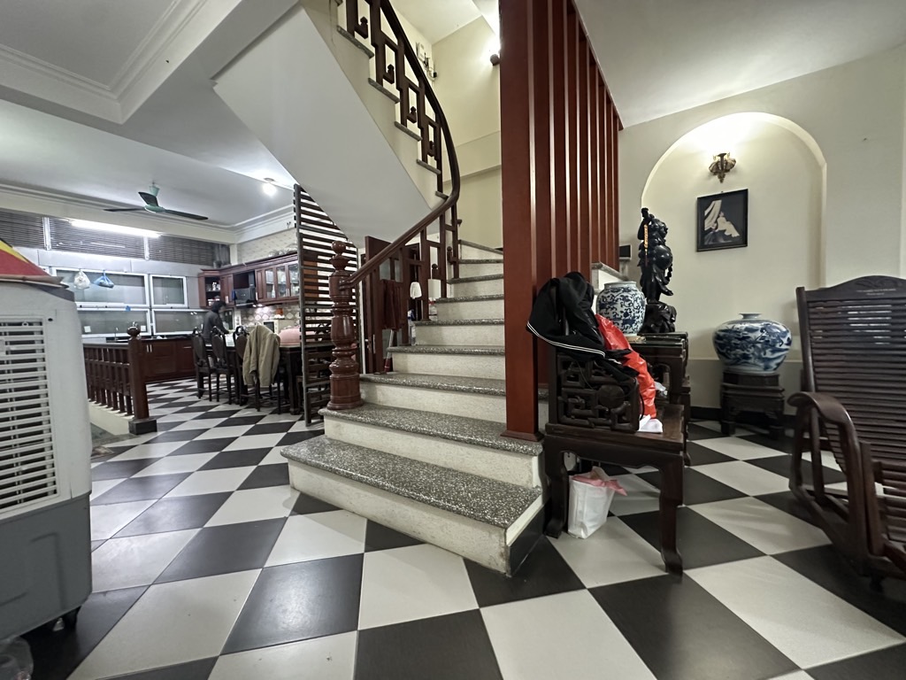 Bán nhà KĐT Mỗ Lao - diện tích 68m2 5 tầng - SIÊU PHẨM MẶT PHỐ - giá 33,8 tỷ