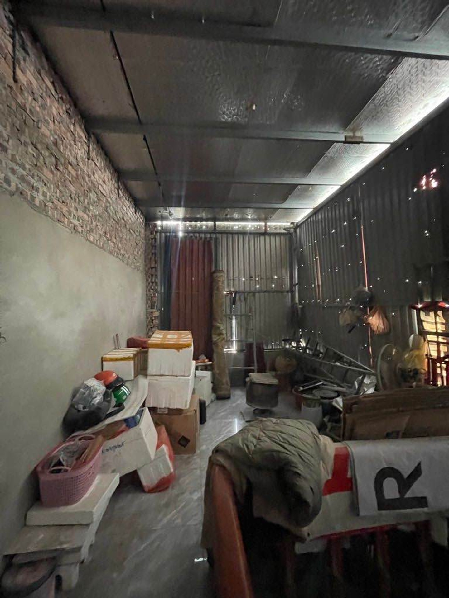 Bán nhà Định Công Hạ - diện tích 34m2 4 tầng - Lô góc, ô tô tránh - giá 3,6 tỷ