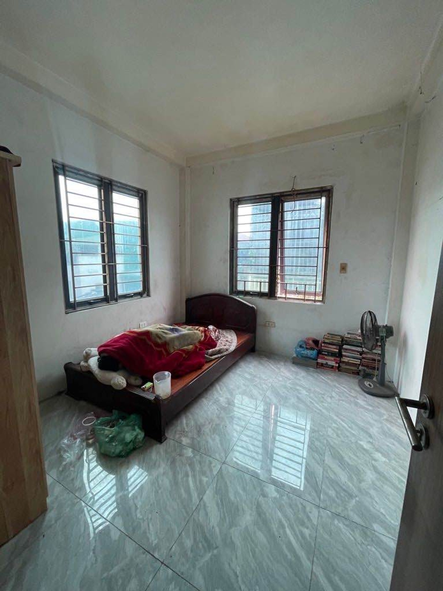 Bán nhà Định Công Hạ - diện tích 34m2 4 tầng - Lô góc, ô tô tránh - giá 3,6 tỷ