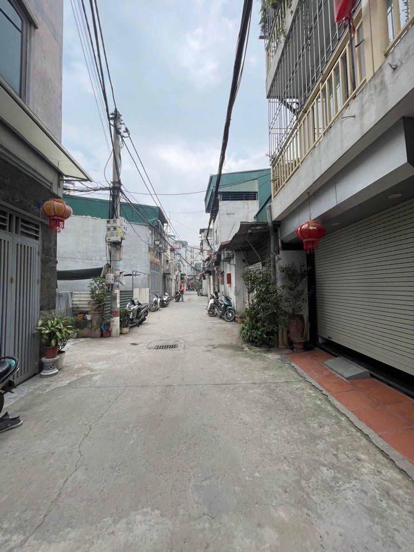 Bán nhà Định Công Hạ - diện tích 34m2 4 tầng - Lô góc, ô tô tránh - giá 3,6 tỷ