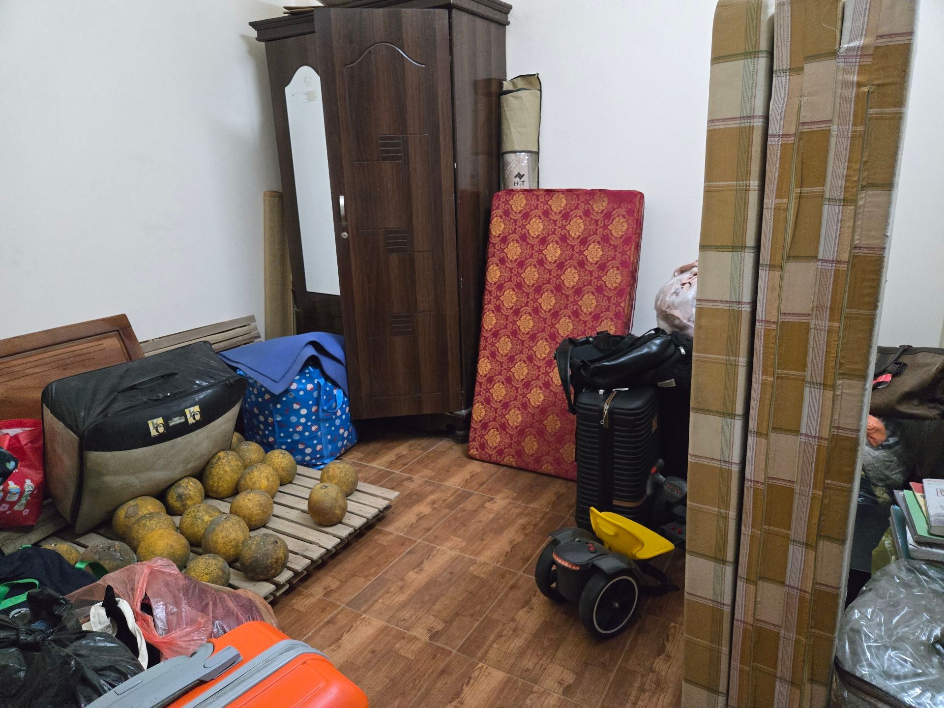 Bán nhà Định Công Thượng - diện tích 37m2 4 tầng - Ô tô đỗ tận cửa - giá 10,2 tỷ