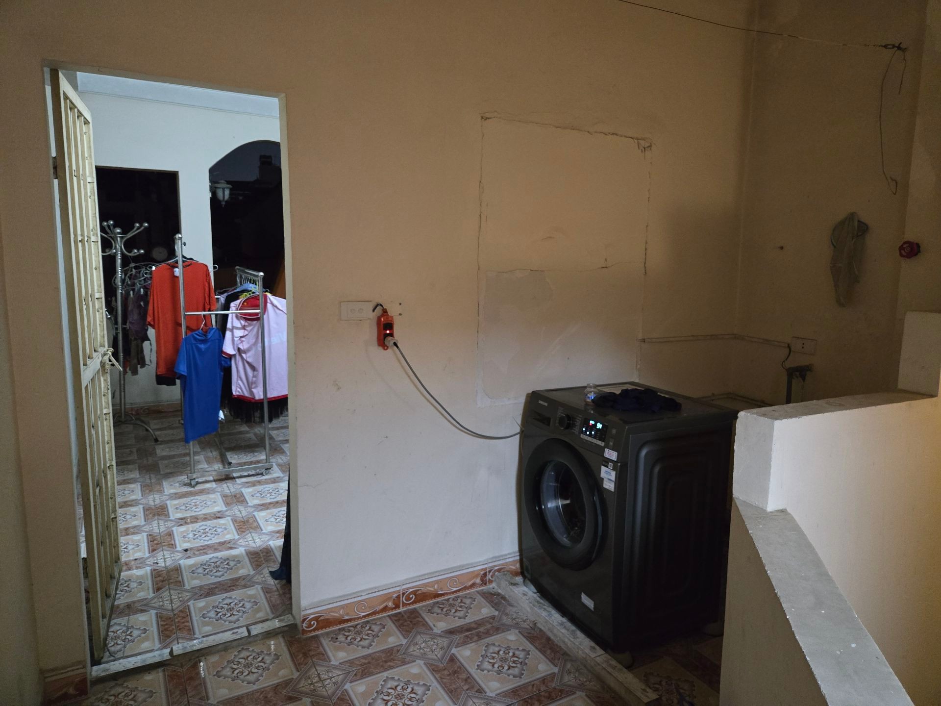 Bán nhà Định Công Thượng - diện tích 37m2 4 tầng - Ô tô đỗ tận cửa - giá 10,2 tỷ