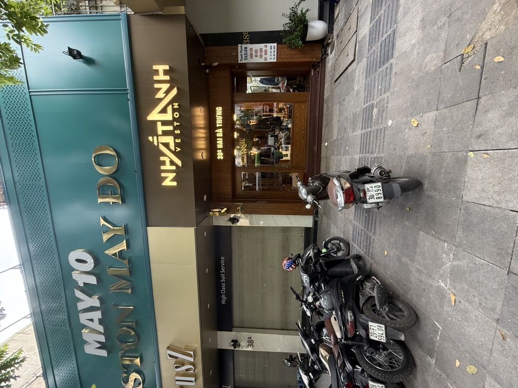 Bán nhà Hai Bà Trưng - diện tích 45m2 1 tầng - Mặt phố cổ - giá 37,7 tỷ