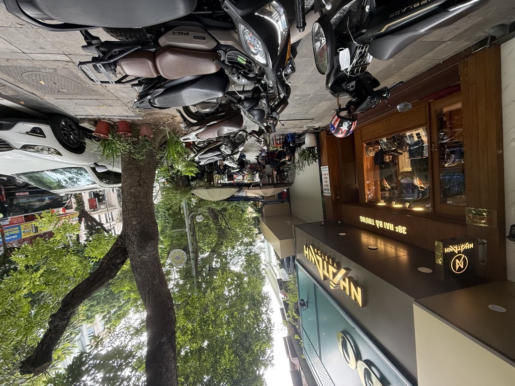 Bán nhà Hai Bà Trưng - diện tích 45m2 1 tầng - Mặt phố cổ - giá 37,7 tỷ