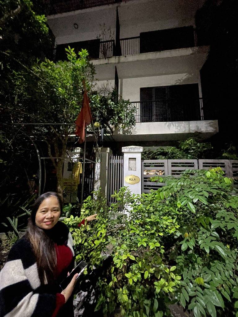 Bán nhà Ngõ 83 - diện tích 85m2 4 tầng - ô tô tránh - giá 27,5 tỷ