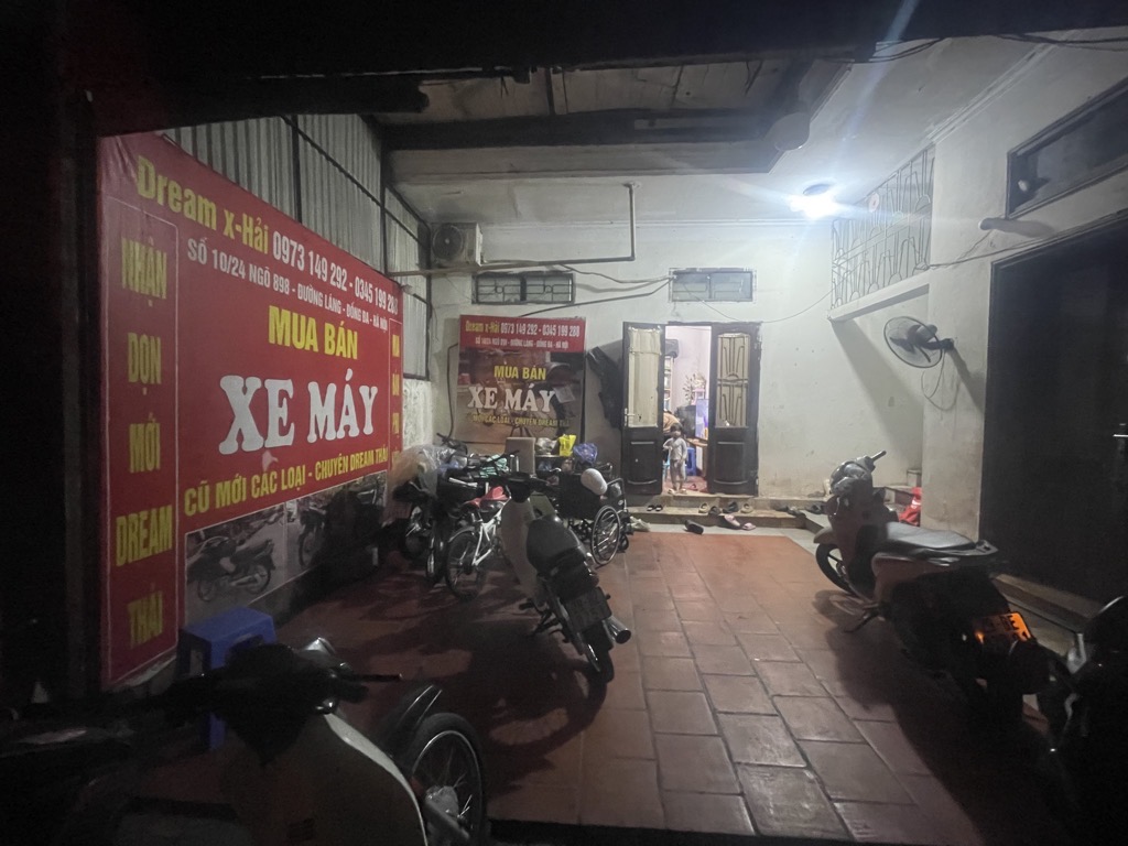 Bán nhà Láng - diện tích 190m2 2 tầng - Ngõ 3 gác - giá 25,3 tỷ