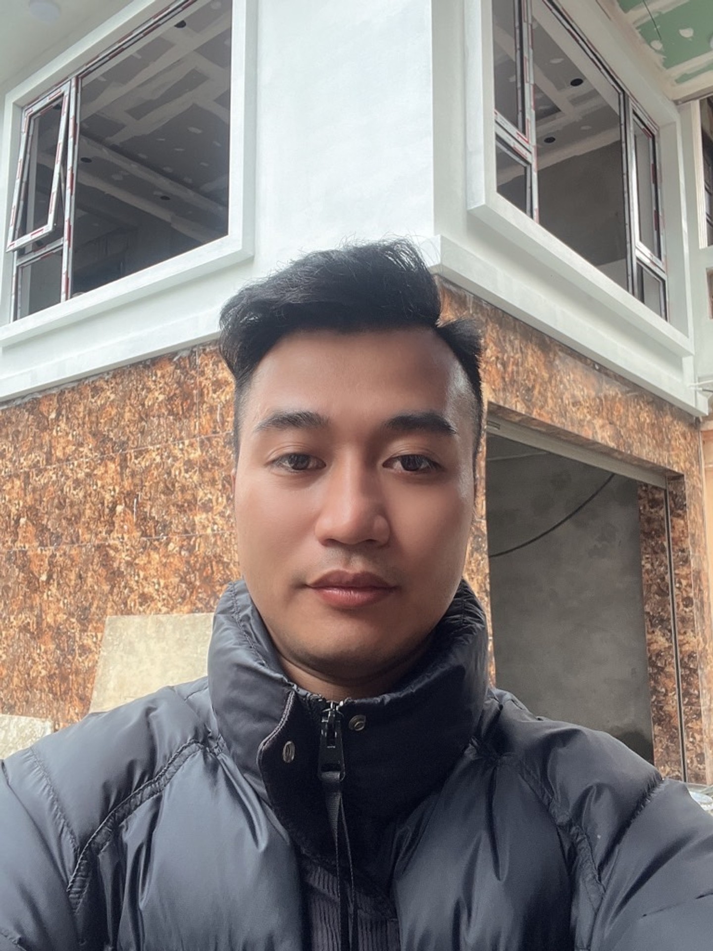 Bán nhà Nguyễn Trãi - diện tích 75m2 7 tầng - Lô góc 3 mặt thoáng - giá 29,7 tỷ