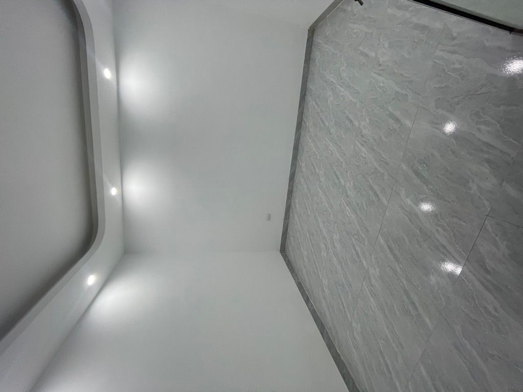 Bán nhà Định Công Thượng - diện tích 41m2 3 tầng - Ô tô tránh - giá 3,5 tỷ