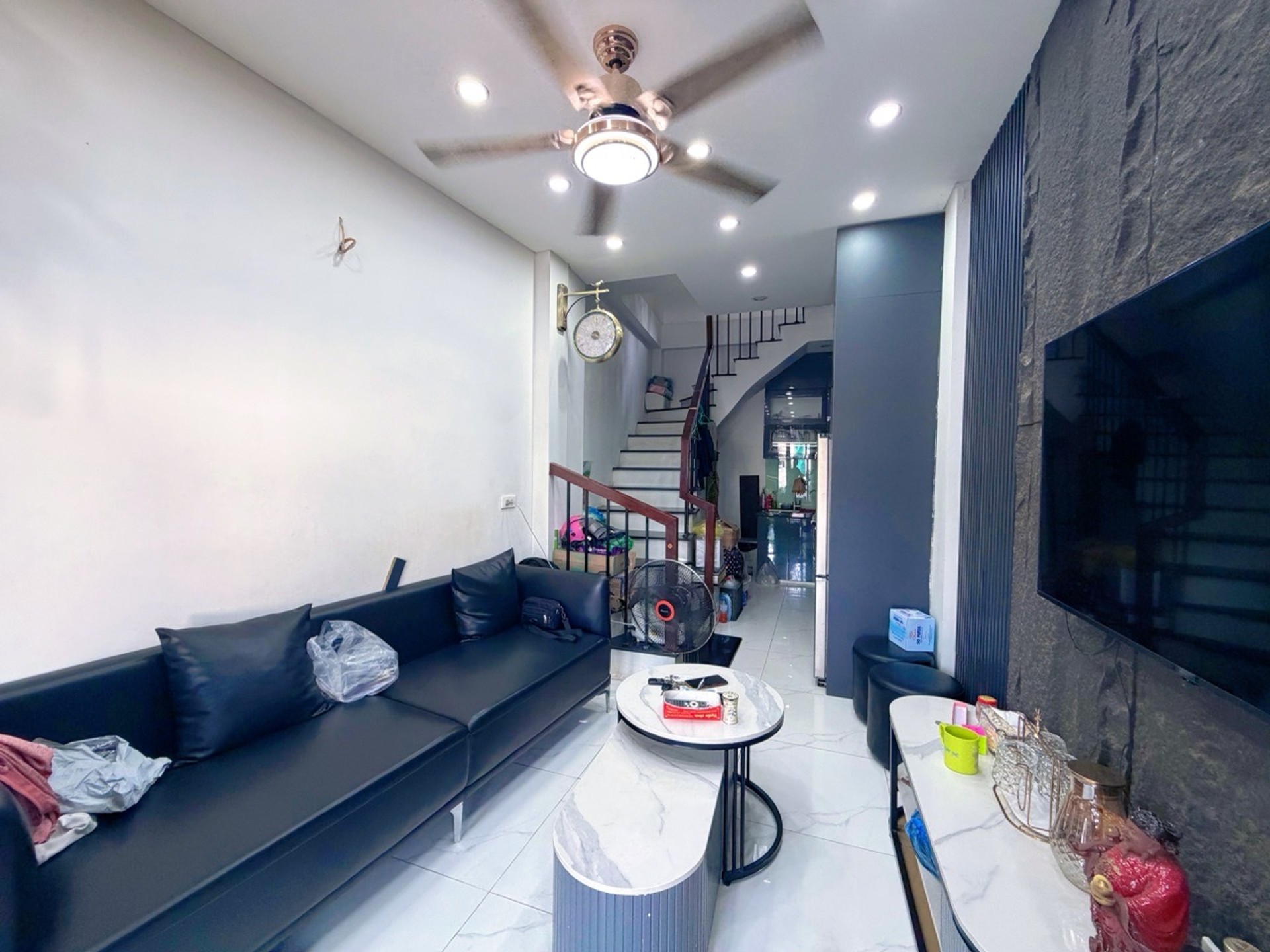 Bán nhà Dương Văn Bé - diện tích 56m2 3 tầng - Mặt phố kinh doanh sầm uất - giá 22 tỷ