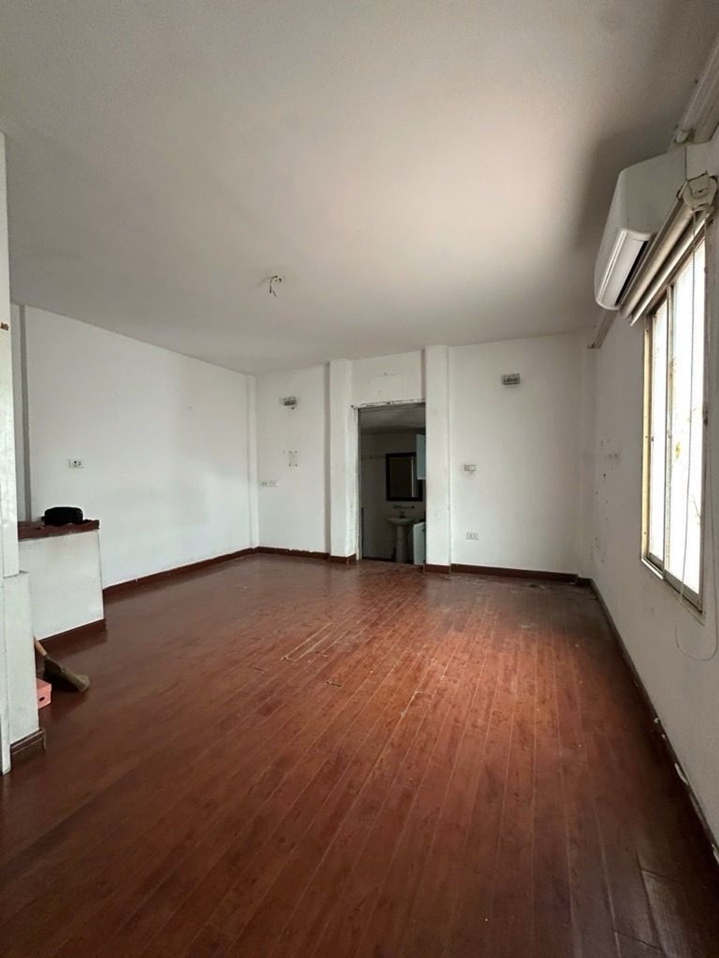 Bán nhà Nguyễn Thượng Hiền - diện tích 21m2 3 tầng - Mặt phố - giá 10,3 tỷ