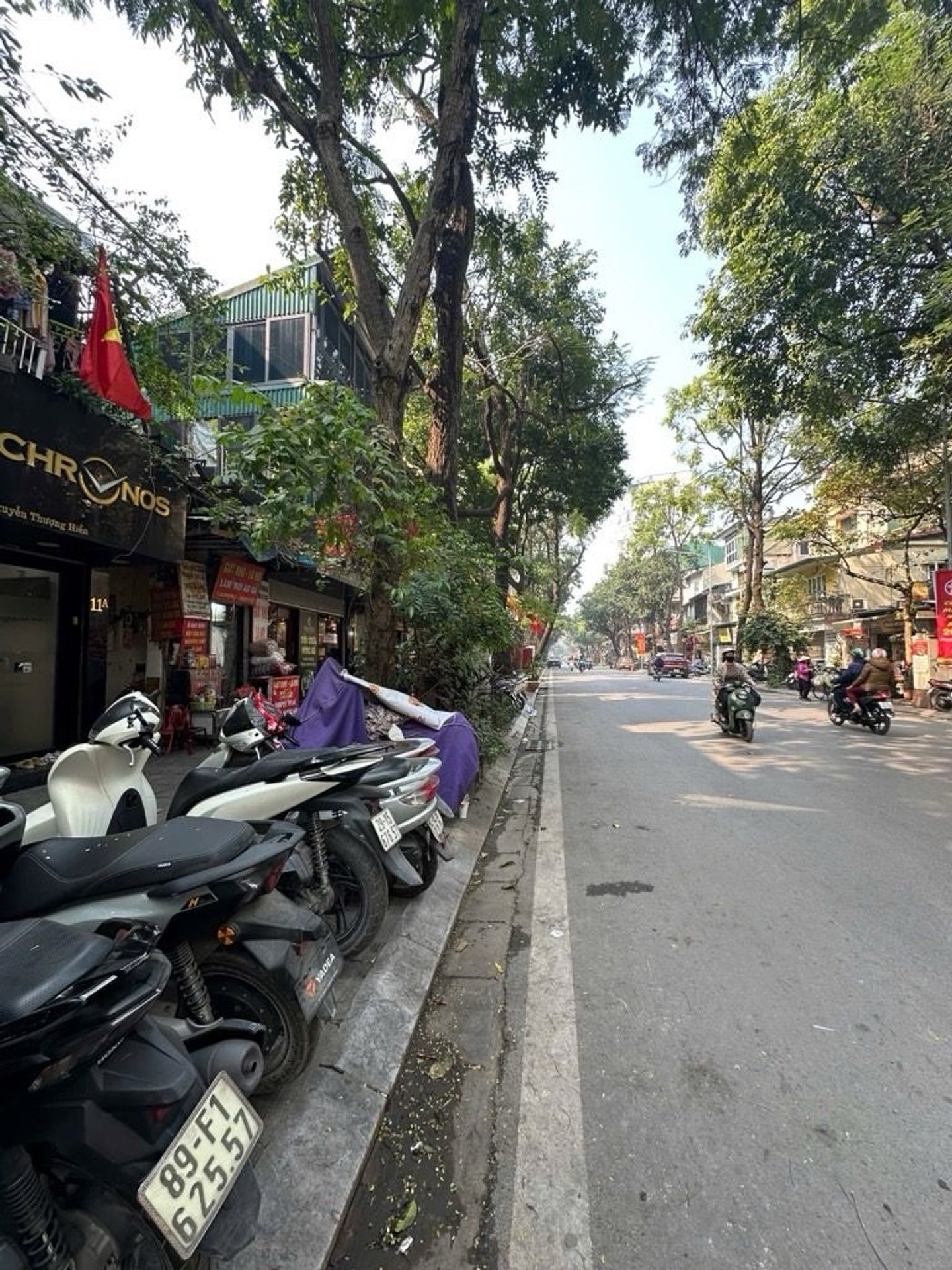 Bán nhà Nguyễn Thượng Hiền - diện tích 21m2 3 tầng - Mặt phố - giá 10,3 tỷ