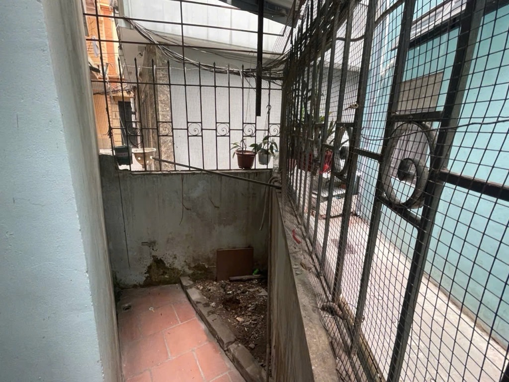 Bán nhà Vương Thừa Vũ - diện tích 107m2 4 tầng - ô tô kinh doanh 2 mặt ngõ - giá 32 tỷ