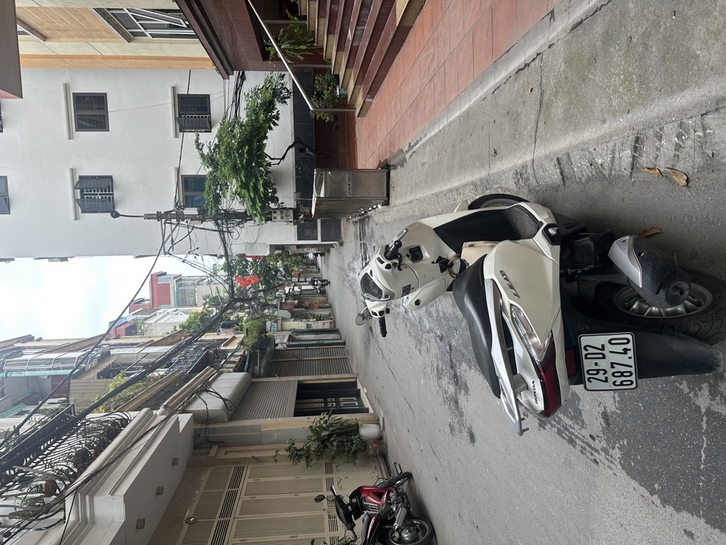 Bán nhà Vương Thừa Vũ - diện tích 107m2 4 tầng - ô tô kinh doanh 2 mặt ngõ - giá 32 tỷ