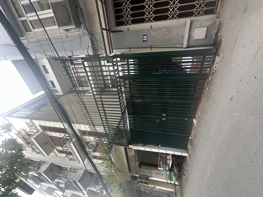 Bán nhà Vương Thừa Vũ - diện tích 107m2 4 tầng - ô tô kinh doanh 2 mặt ngõ - giá 32 tỷ