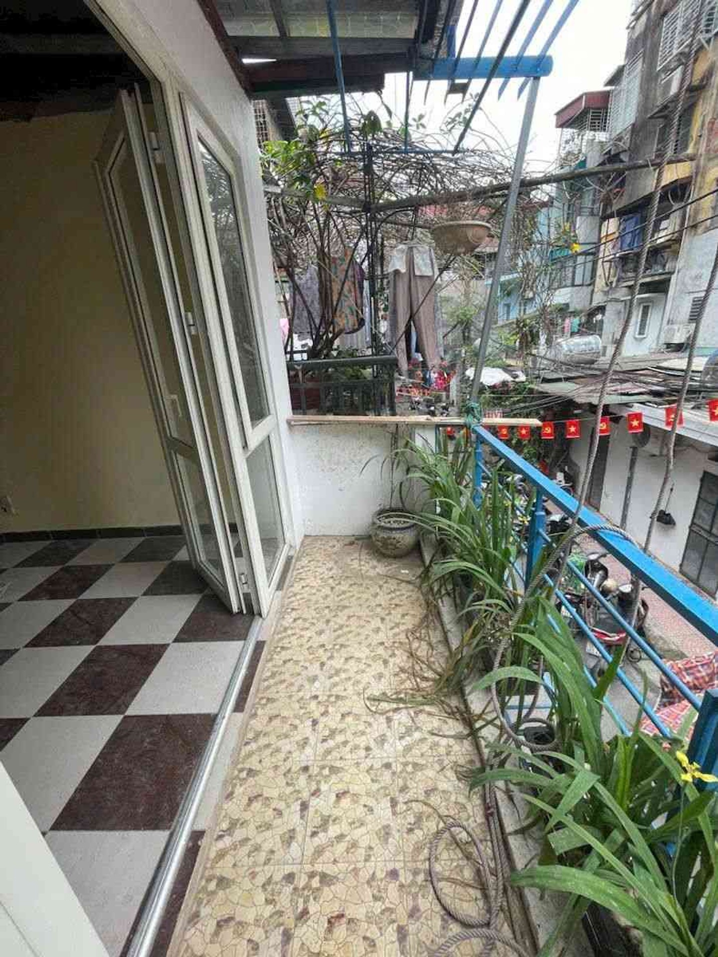 Bán nhà Lò Đúc - diện tích 48m2 1 tầng - Căn tập thể tầng 2 gần mặt phố - giá 2,6 tỷ