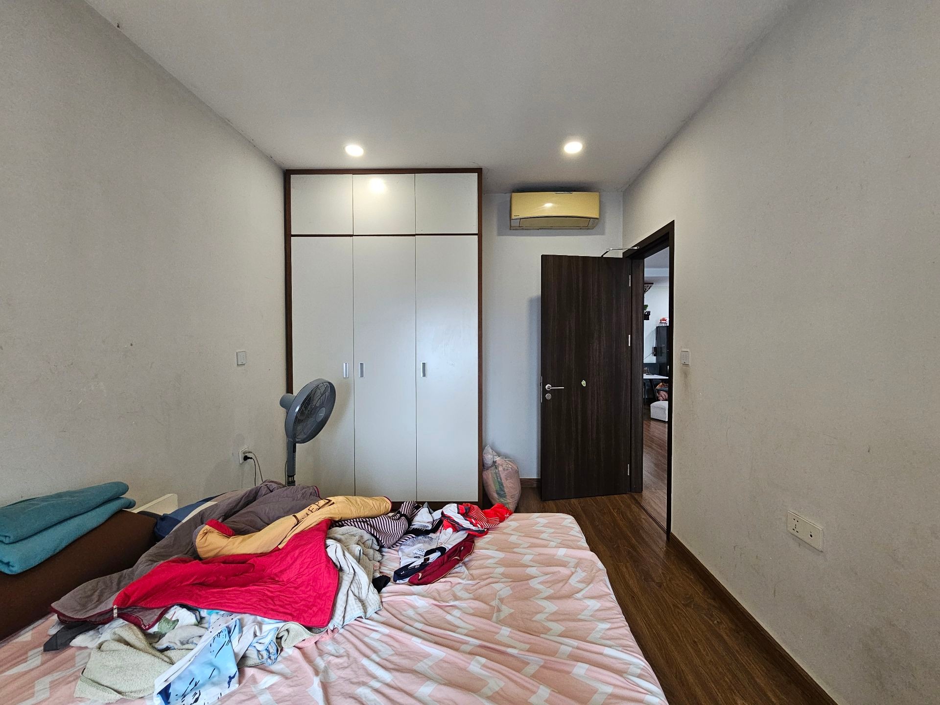 Bán nhà Tam Trinh - diện tích 96m2 22 tầng - Căn góc 3 ngủ thoáng mát - giá 11 tỷ