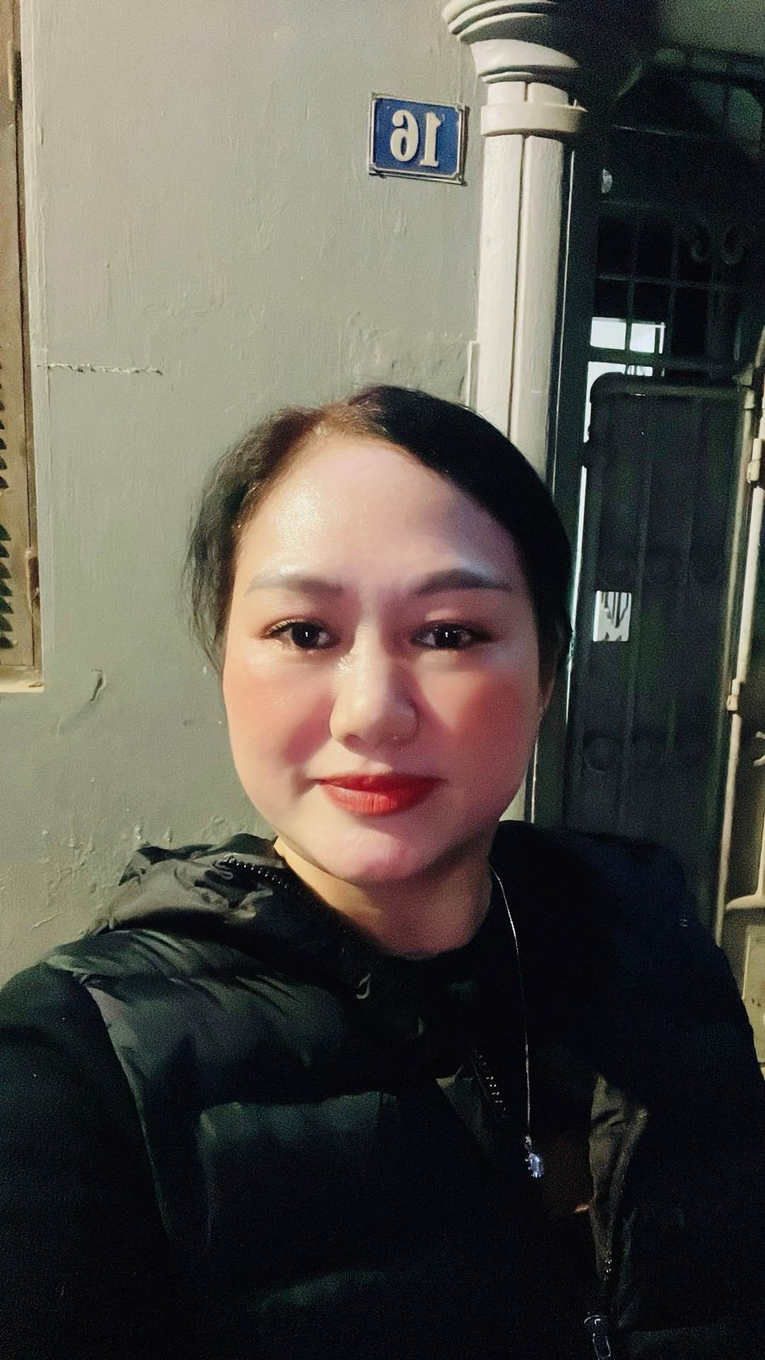 Bán nhà Đặng Tiến Đông - diện tích 82m2 3 tầng - Mặt tiền khủng 6,9m - giá 27,2 tỷ