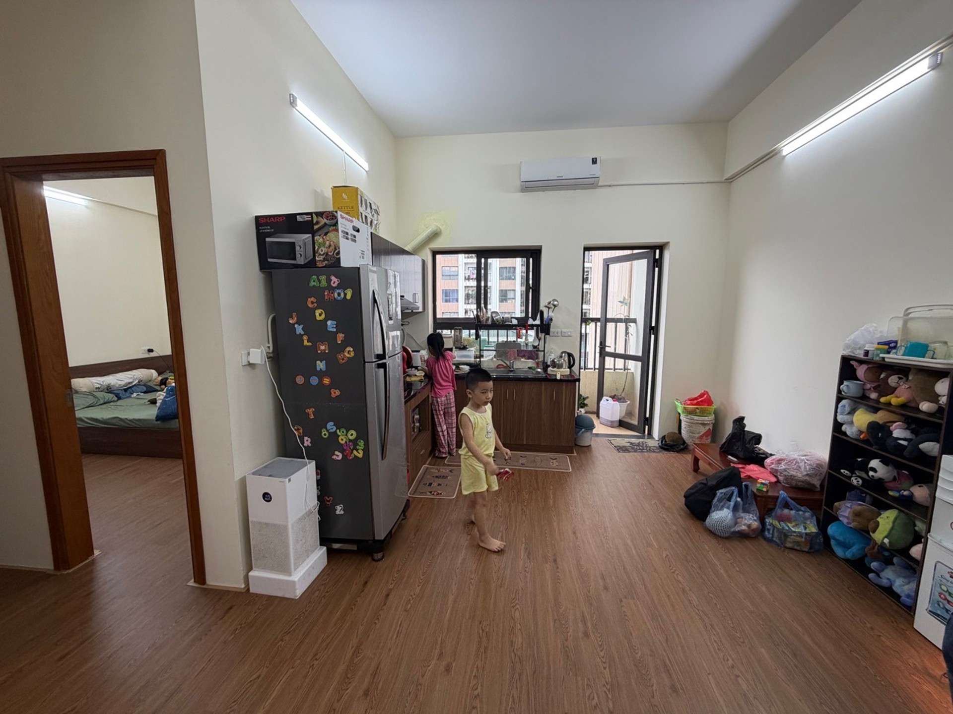 Bán nhà Chung cư Kim Giang - diện tích 69m2 5 tầng - Lô góc 2 ban công, thoáng sáng - giá 6,05 tỷ