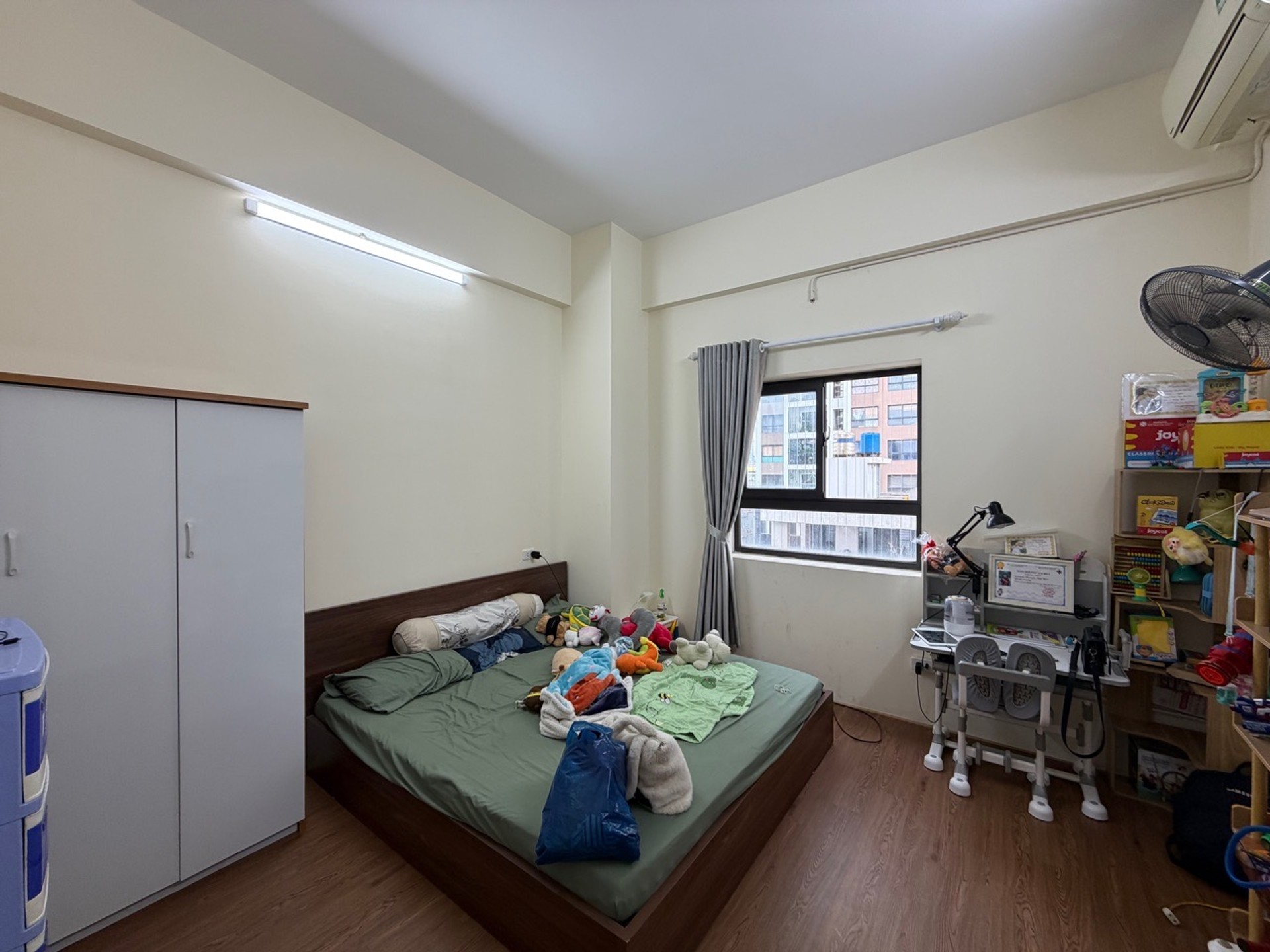 Bán nhà Chung cư Kim Giang - diện tích 69m2 5 tầng - Lô góc 2 ban công, thoáng sáng - giá 6,05 tỷ