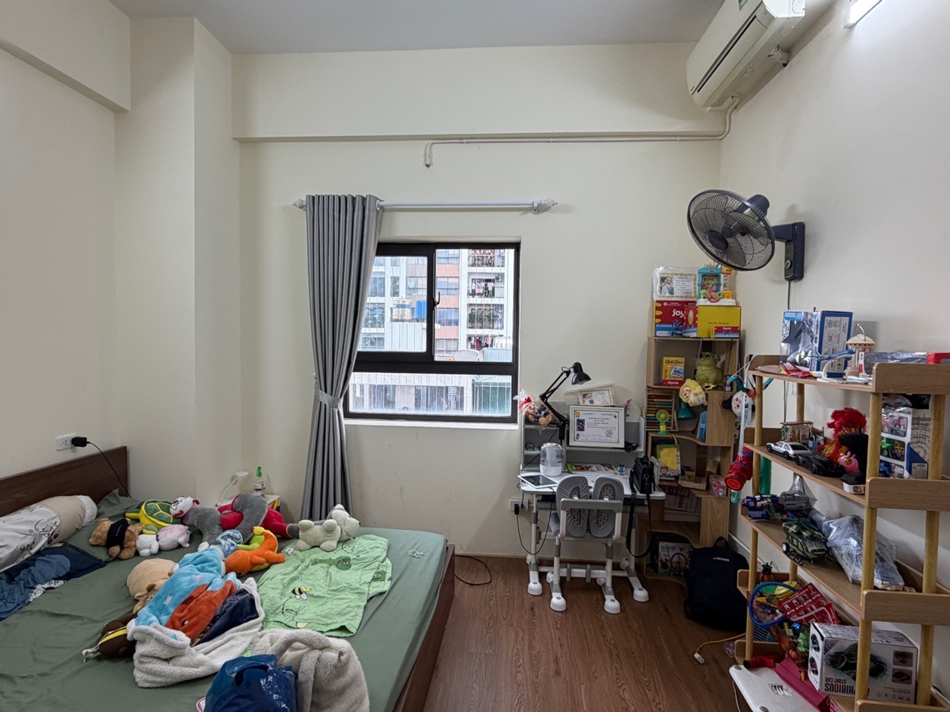 Bán nhà Chung cư Kim Giang - diện tích 69m2 5 tầng - Lô góc 2 ban công, thoáng sáng - giá 6,05 tỷ