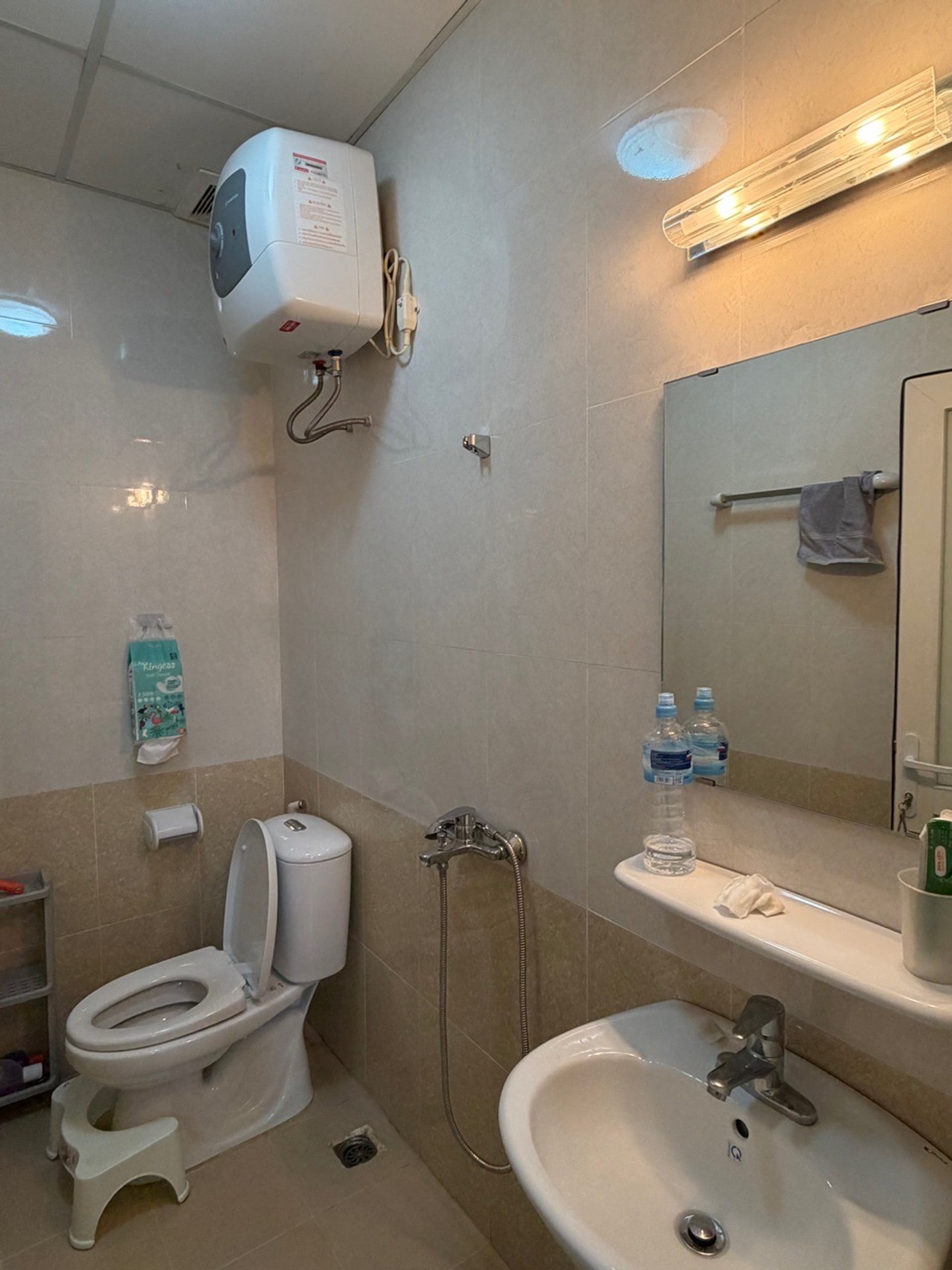 Bán nhà Chung cư Kim Giang - diện tích 69m2 5 tầng - Lô góc 2 ban công, thoáng sáng - giá 6,05 tỷ