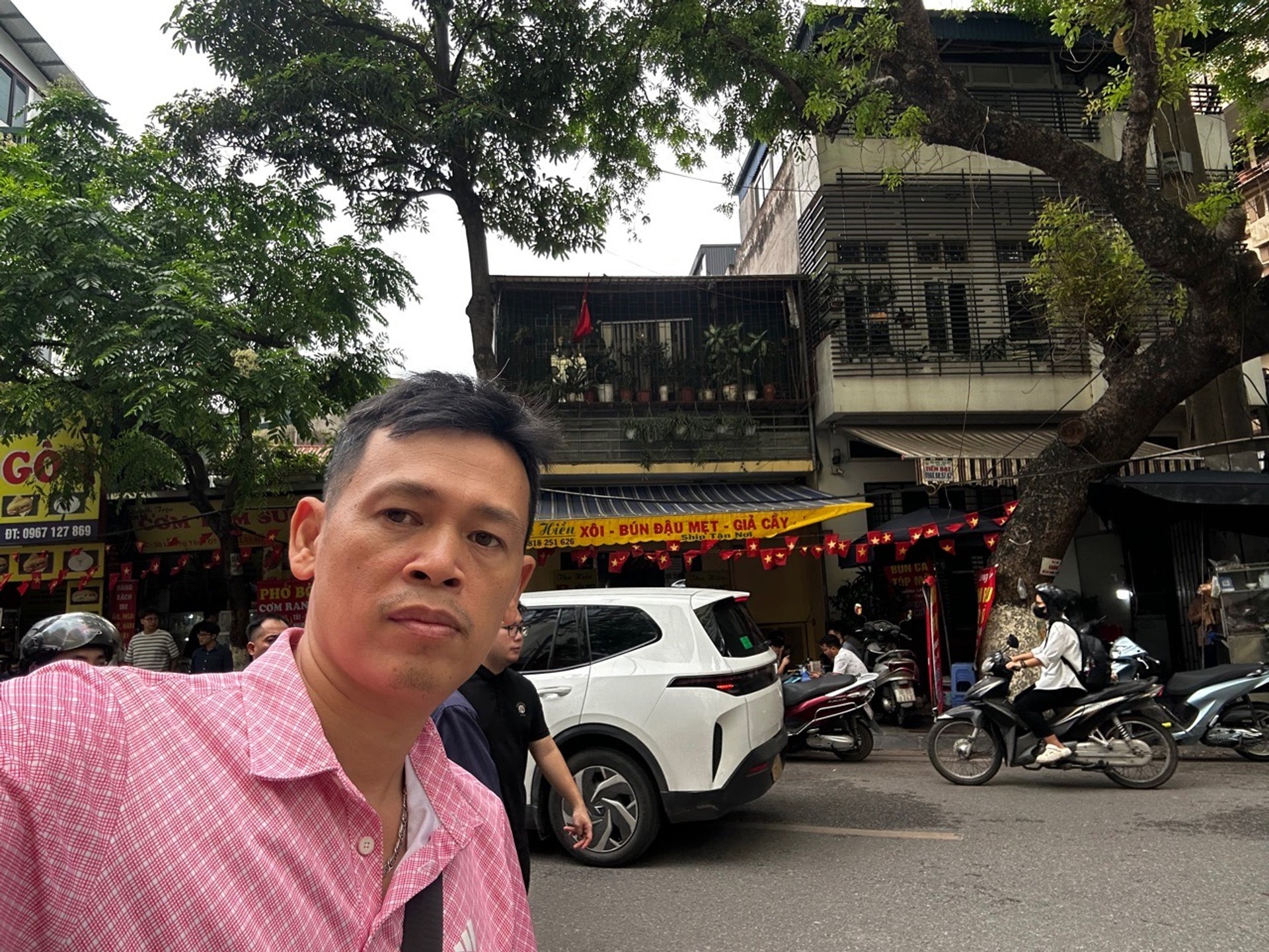 Bán nhà Lương Yên - diện tích 47m2 3 tầng - Mặt phố kinh doanh - giá 14,95 tỷ