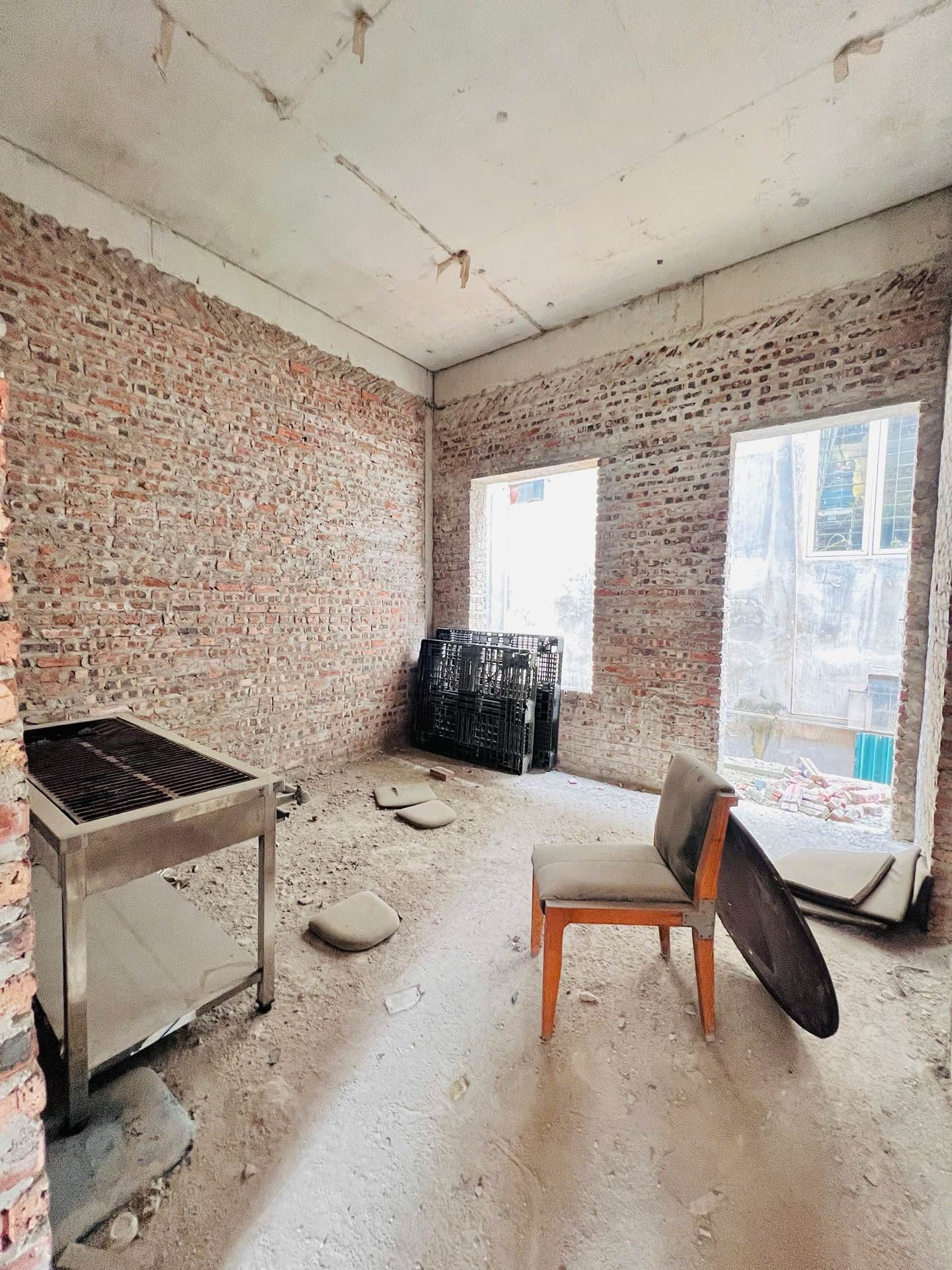 Bán nhà Mễ Trì Thượng - diện tích 97m2 4 tầng - Ô tô tránh - giá 32 tỷ