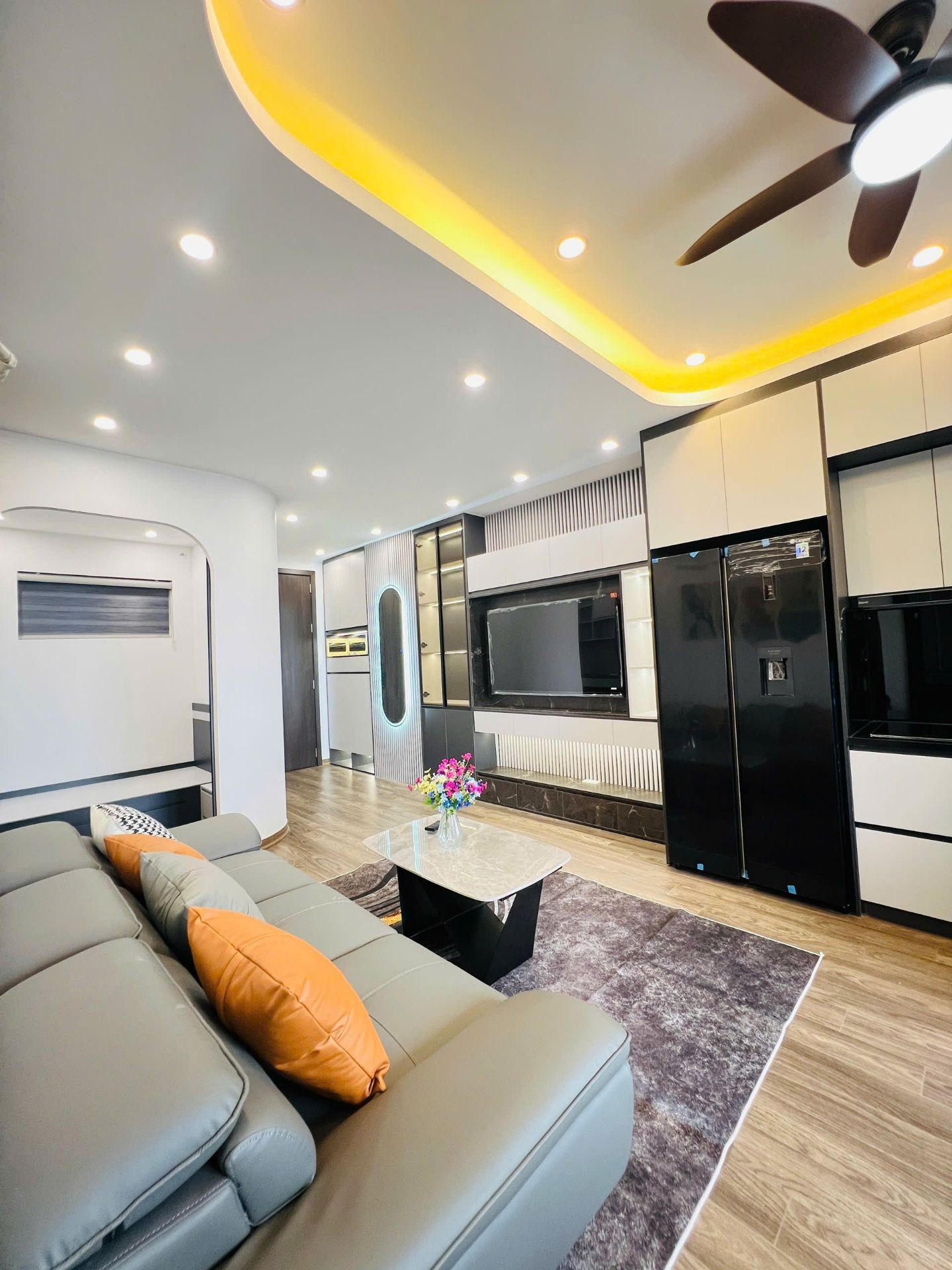 Bán nhà Lĩnh Nam - diện tích 66m2 15 tầng - Căn hộ 3 phòng ngủ - giá 5,2 tỷ