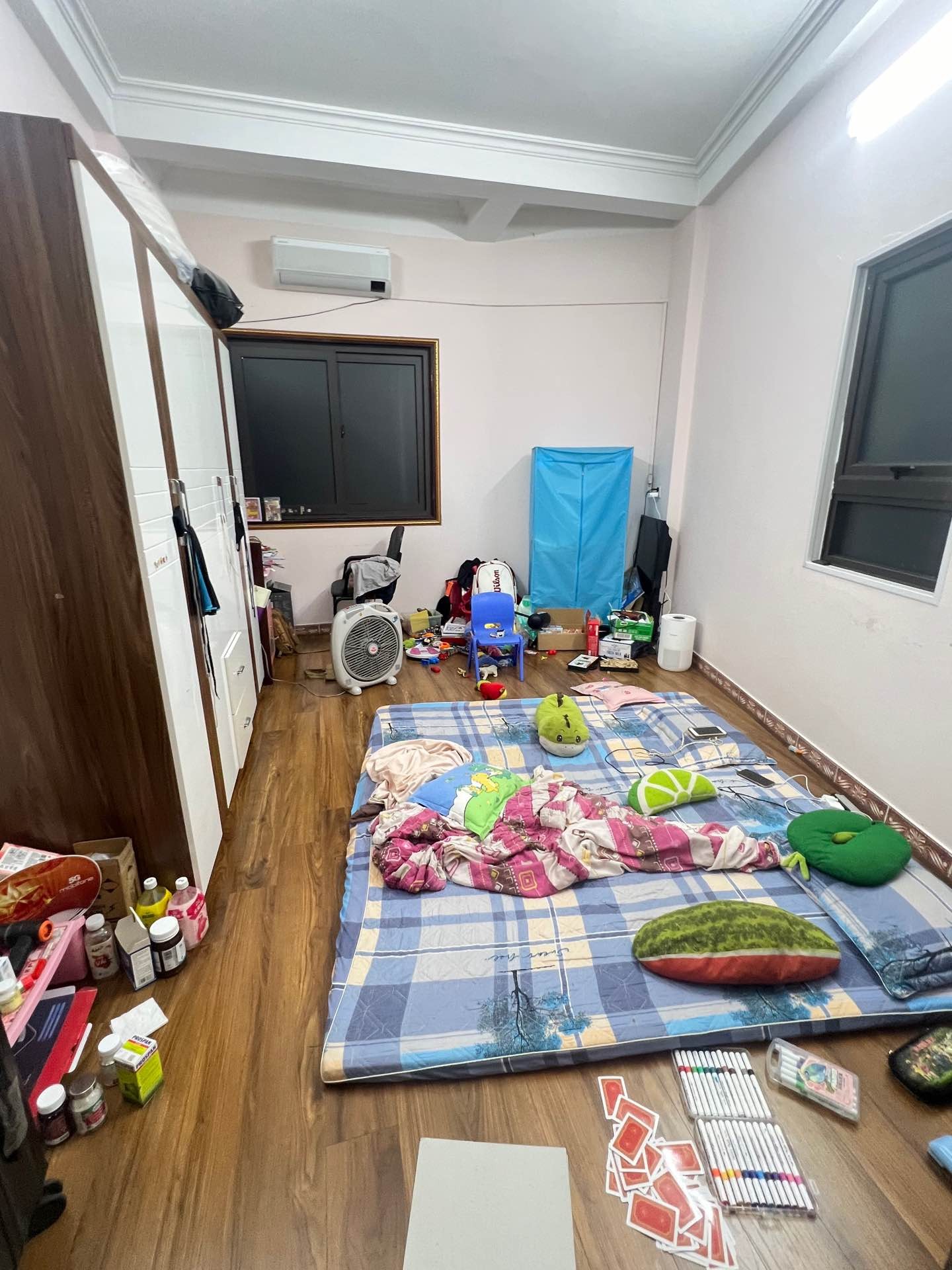Bán nhà Minh Khai - diện tích 25m2 4 tầng - ô tô tránh - giá 5,5 tỷ