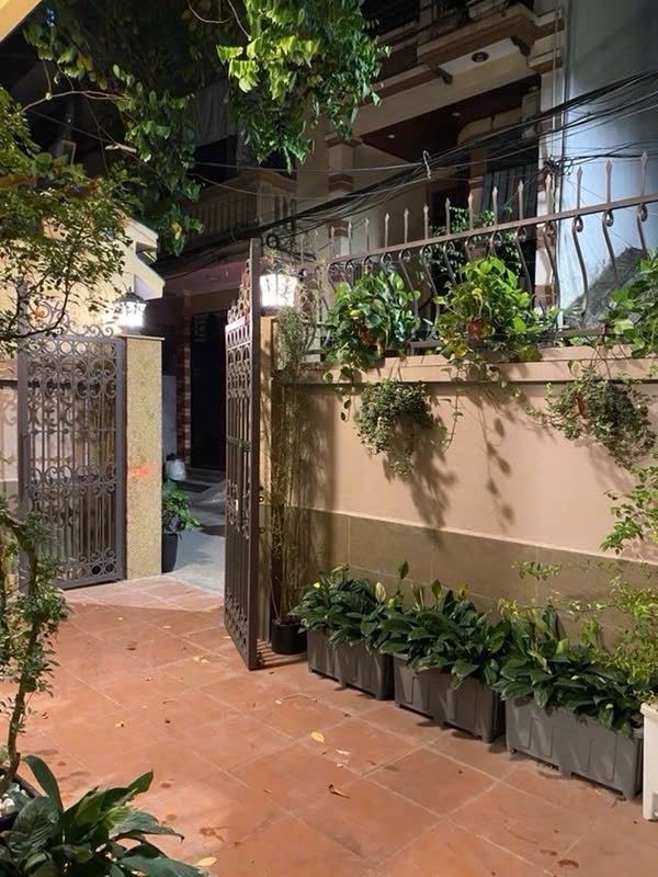 Bán nhà Kim Ngưu - diện tích 107,9m2 3 tầng - Lô góc 3 mặt thoáng - giá 26,8 tỷ