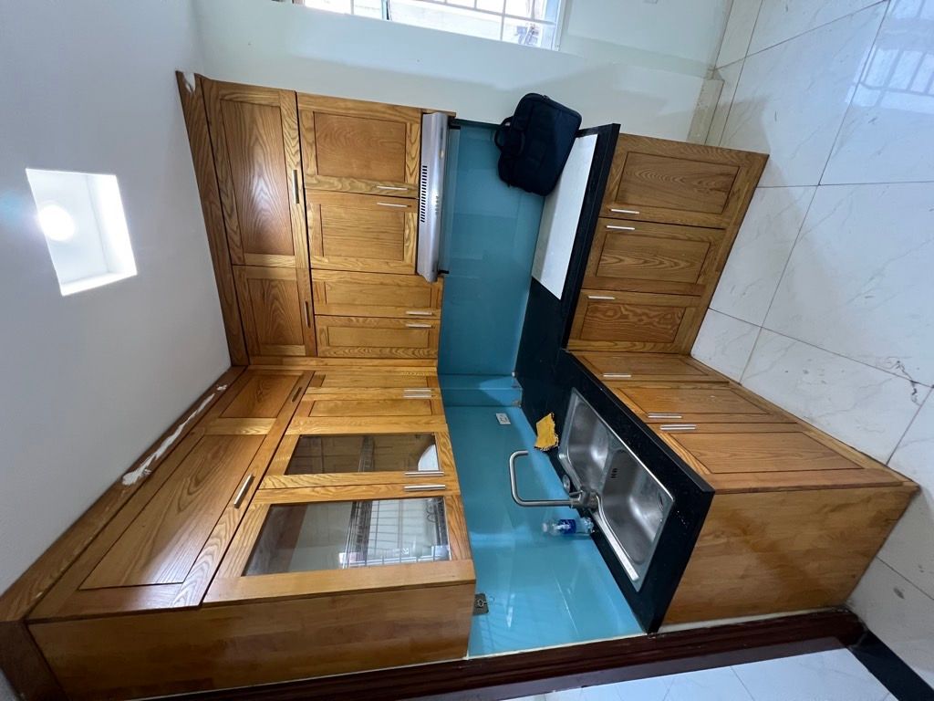 Bán nhà Vân Hồ - diện tích 74m2 6 tầng - Lô góc ô tô đỗ cổng - giá 2,99 tỷ