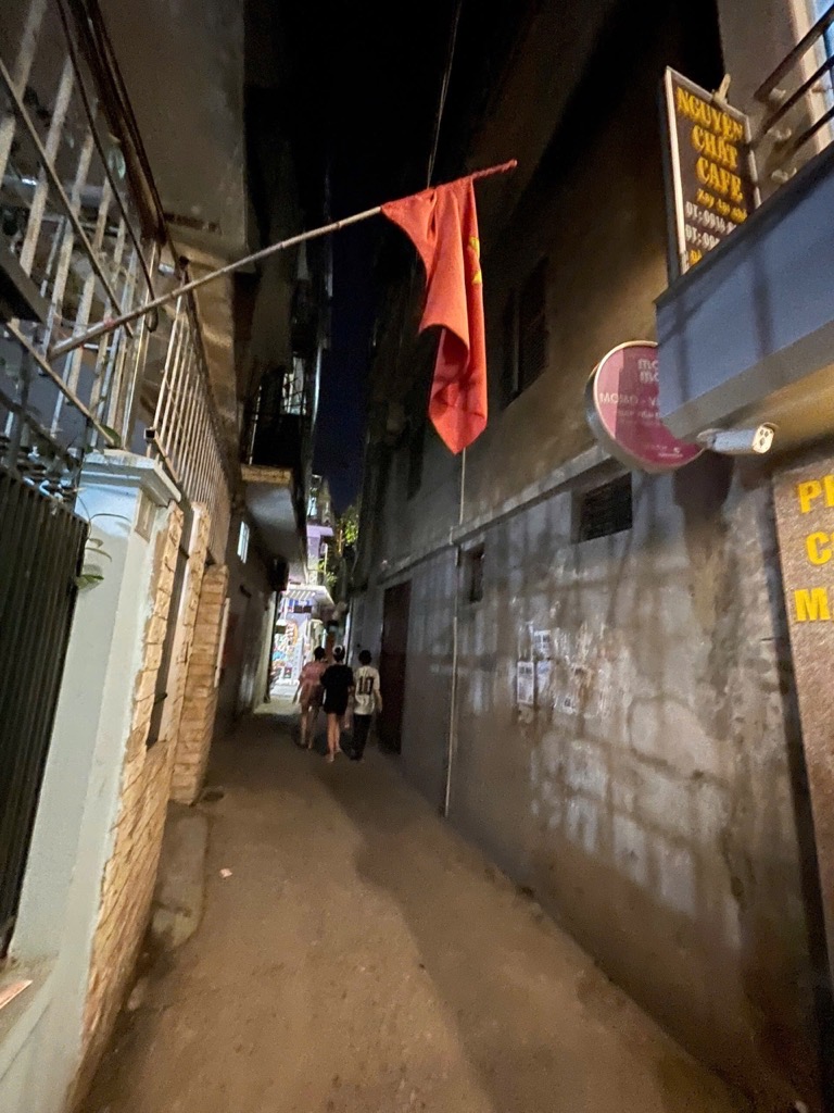 Bán nhà Trung Liệt - diện tích 132m2 3 tầng - Mặt tiền khủng, lô góc - giá 60 tỷ