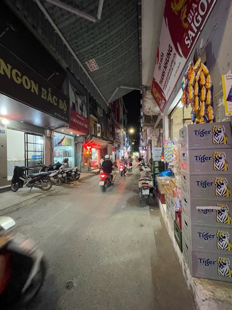 Bán nhà Trung Liệt - diện tích 132m2 3 tầng - Mặt tiền khủng, lô góc - giá 60 tỷ