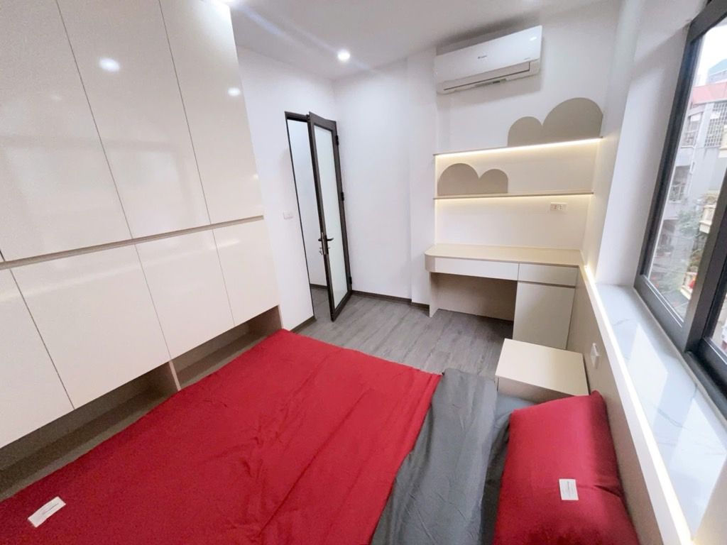 Bán nhà Hai Bà Trưng - diện tích 68m2 1 tầng - Lô góc, 3 mặt thoáng - giá 4,75 tỷ